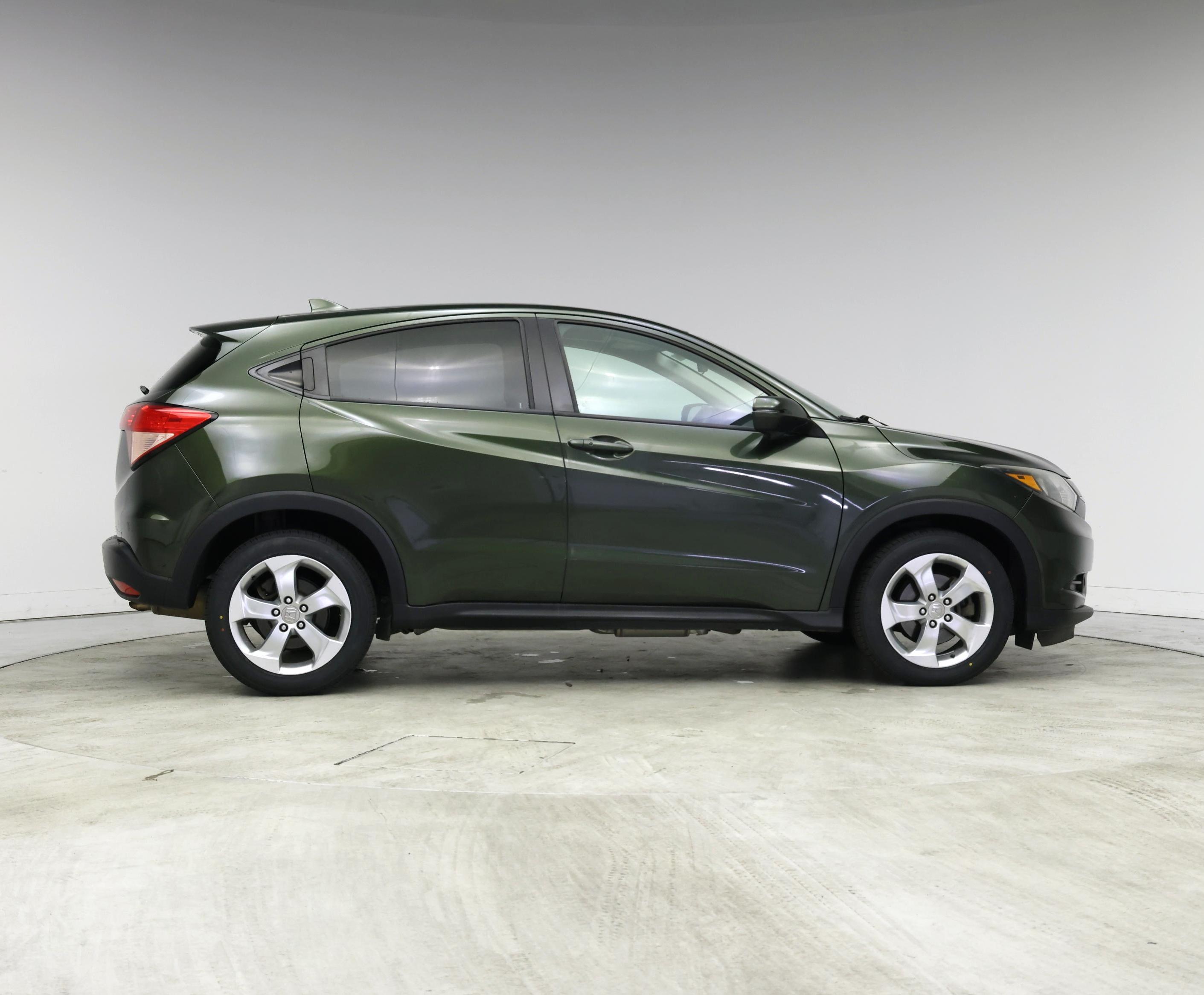 Thumbnail: 2016 Honda HR-V - 7