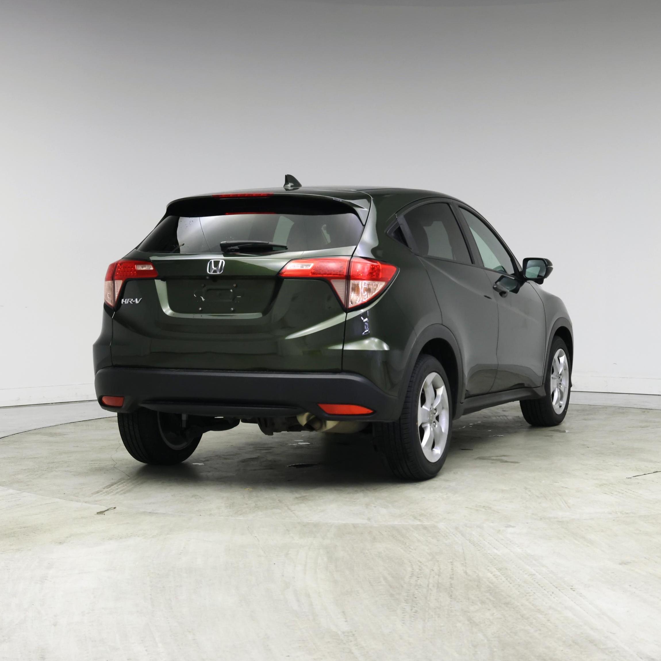 Thumbnail: 2016 Honda HR-V - 8