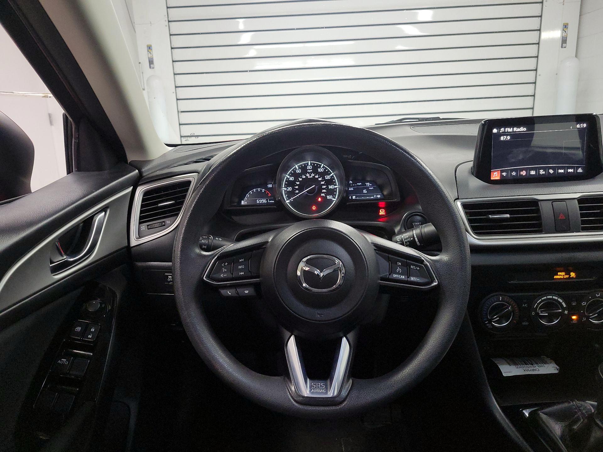 Thumbnail: 2018 Mazda Mazda3 - 10