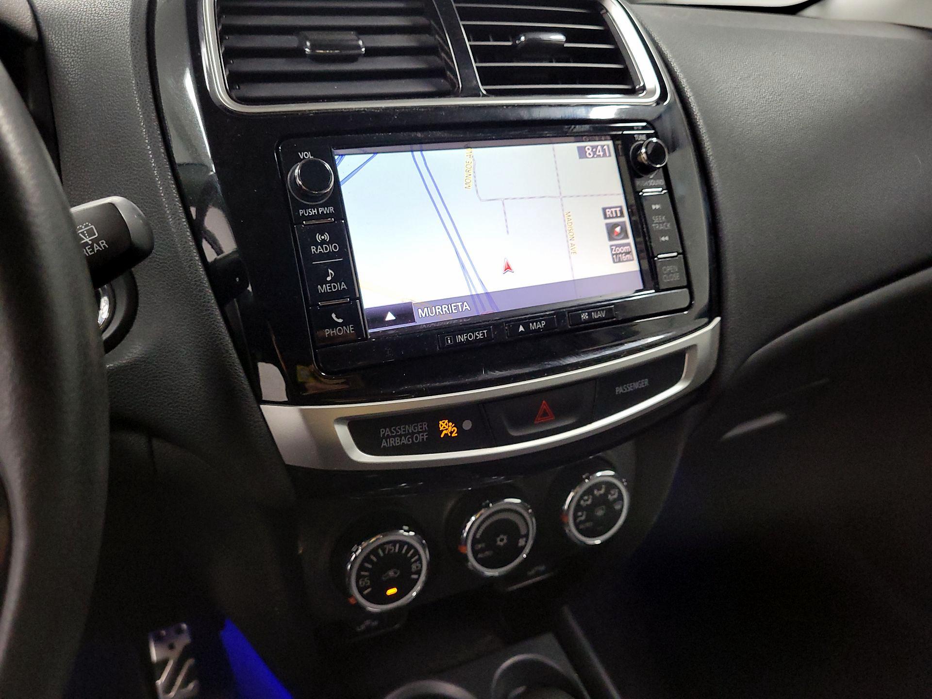Thumbnail: 2017 Mitsubishi Outlander Sport - 14