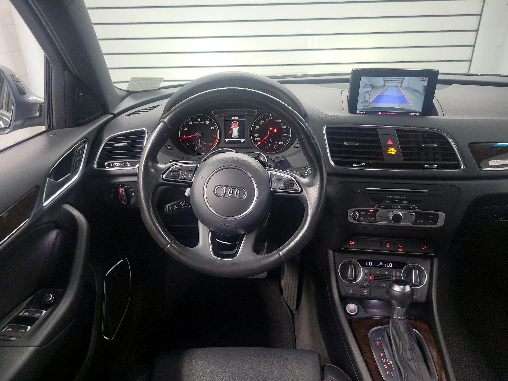 Thumbnail: 2016 Audi Q3 - 10