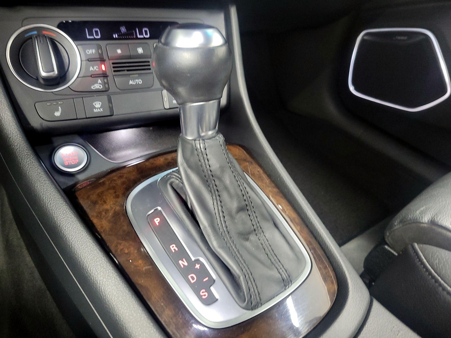 Thumbnail: 2016 Audi Q3 - 16