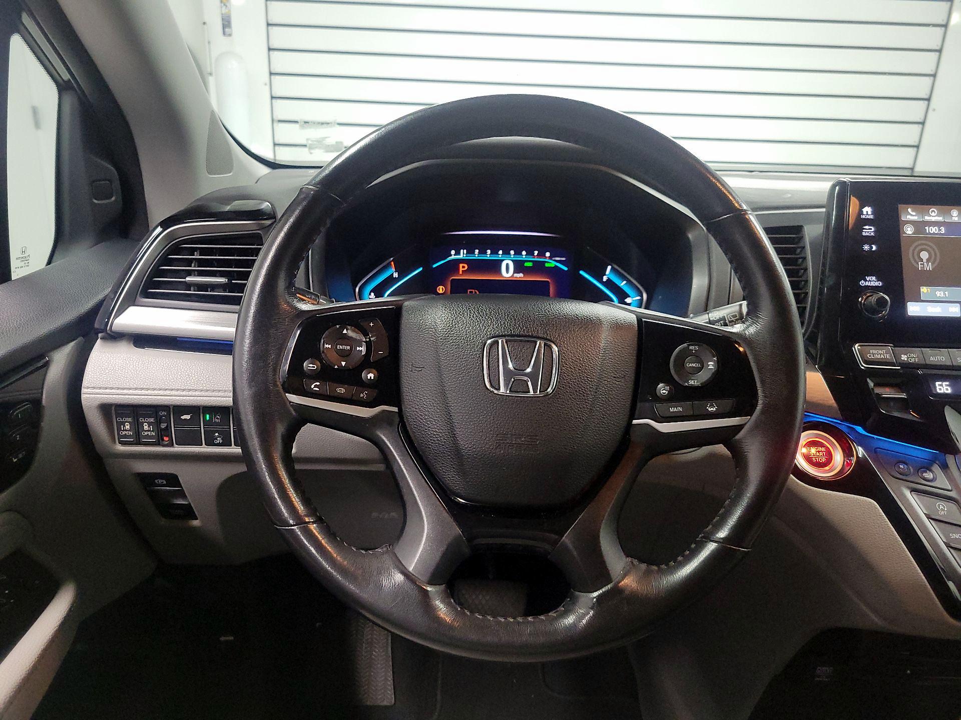 Thumbnail: 2018 Honda Odyssey - 10