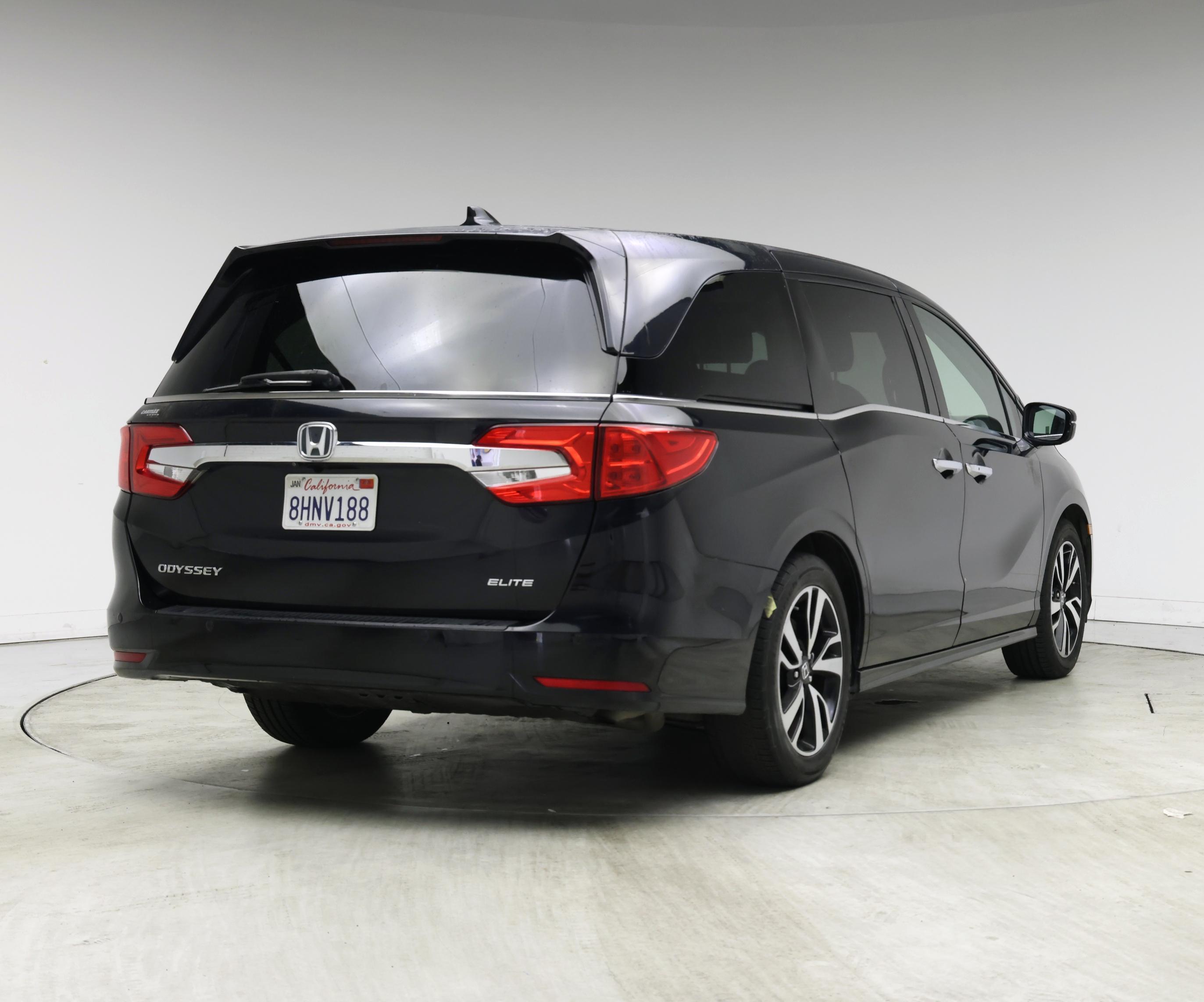 Thumbnail: 2018 Honda Odyssey - 8