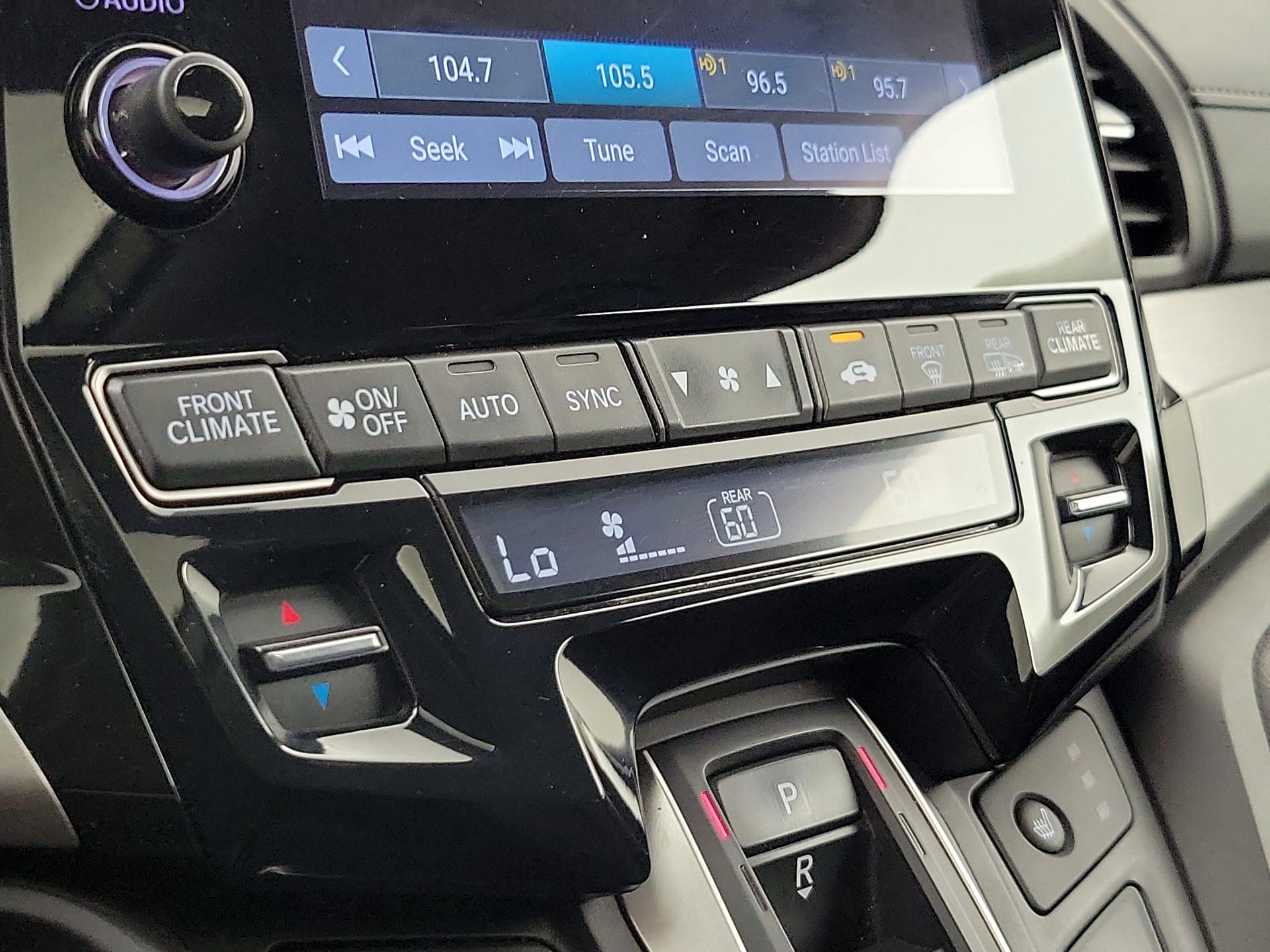 Thumbnail: 2022 Honda Odyssey - 16