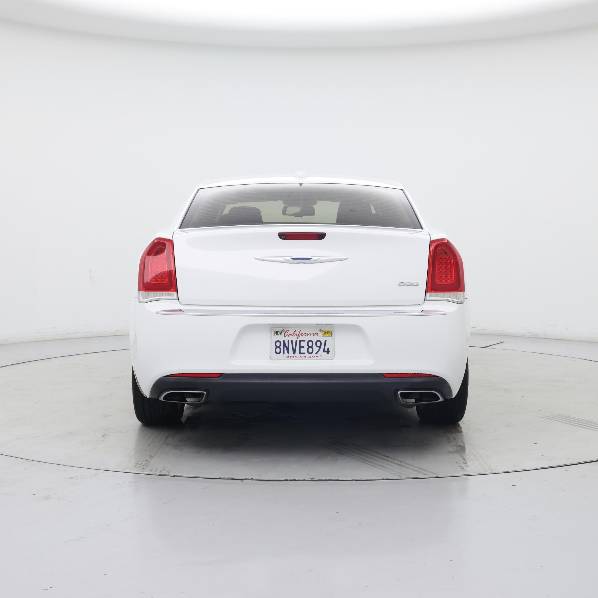 Thumbnail: 2018 Chrysler 300 - 6