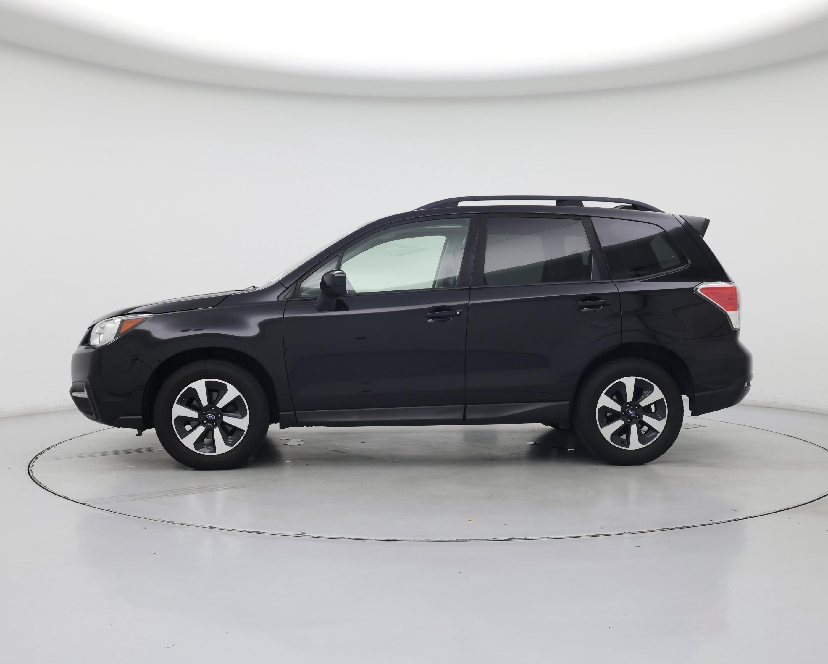 Thumbnail: 2017 Subaru Forester - 3