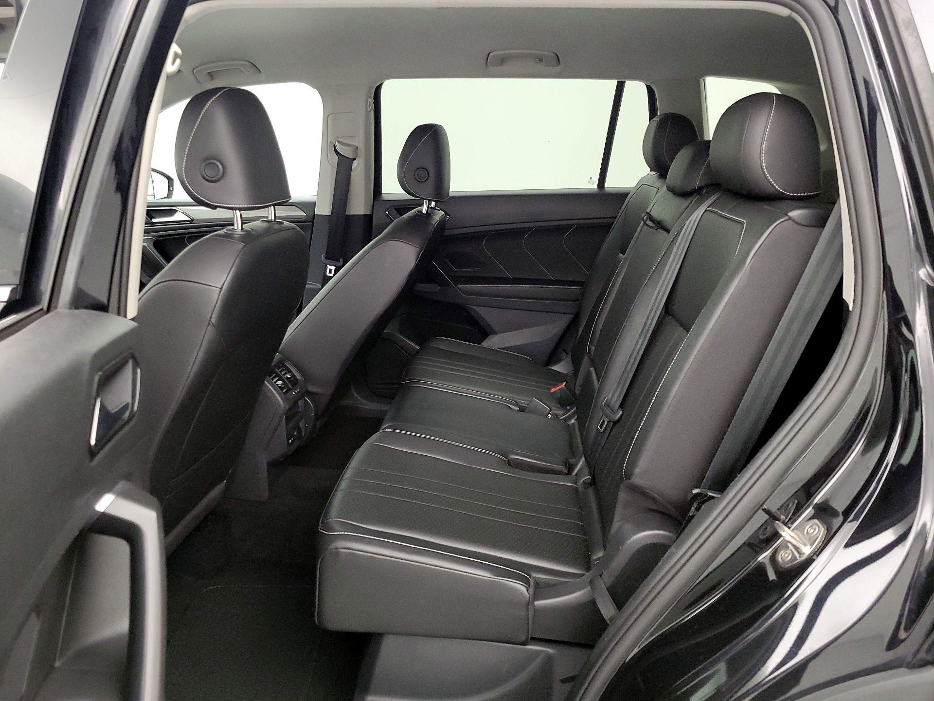 Thumbnail: 2022 Volkswagen Tiguan - 19