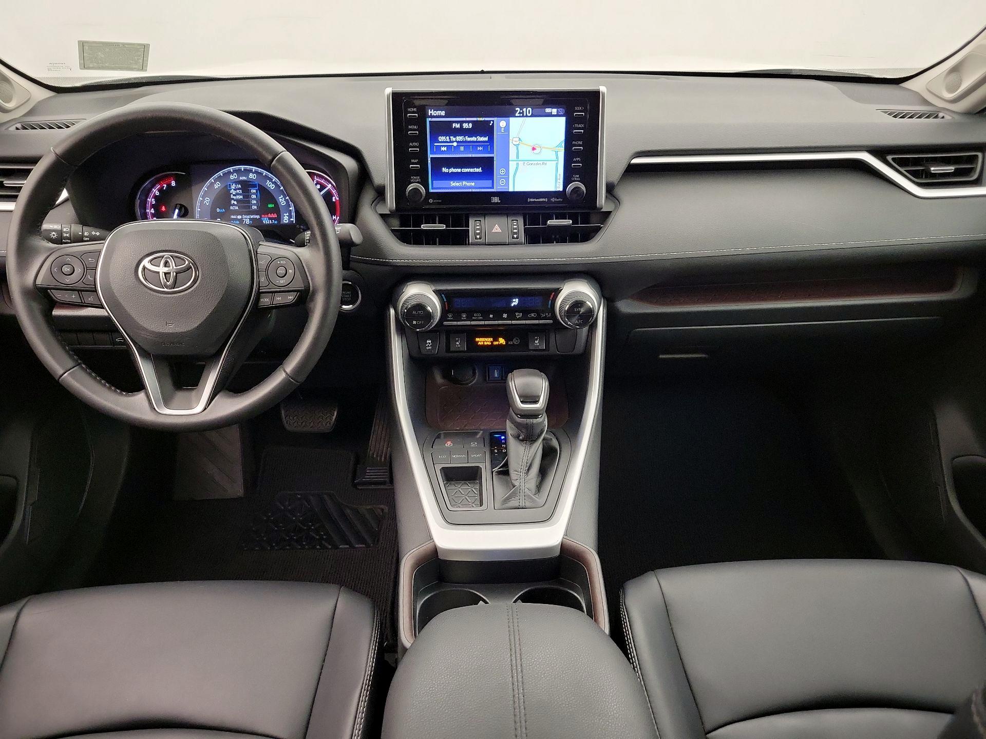 Thumbnail: 2020 Toyota RAV4 - 9
