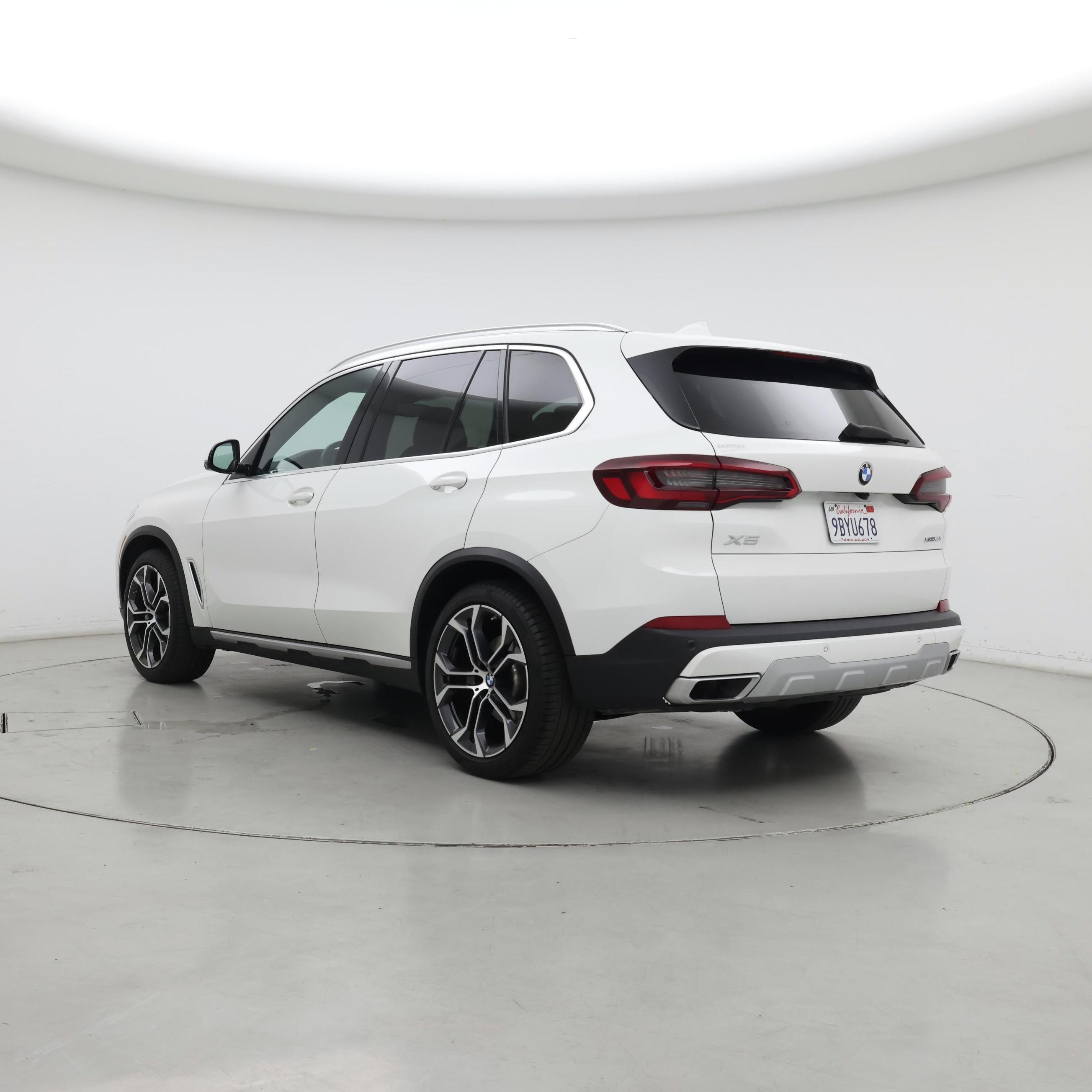 Thumbnail: 2022 BMW X5 - 2