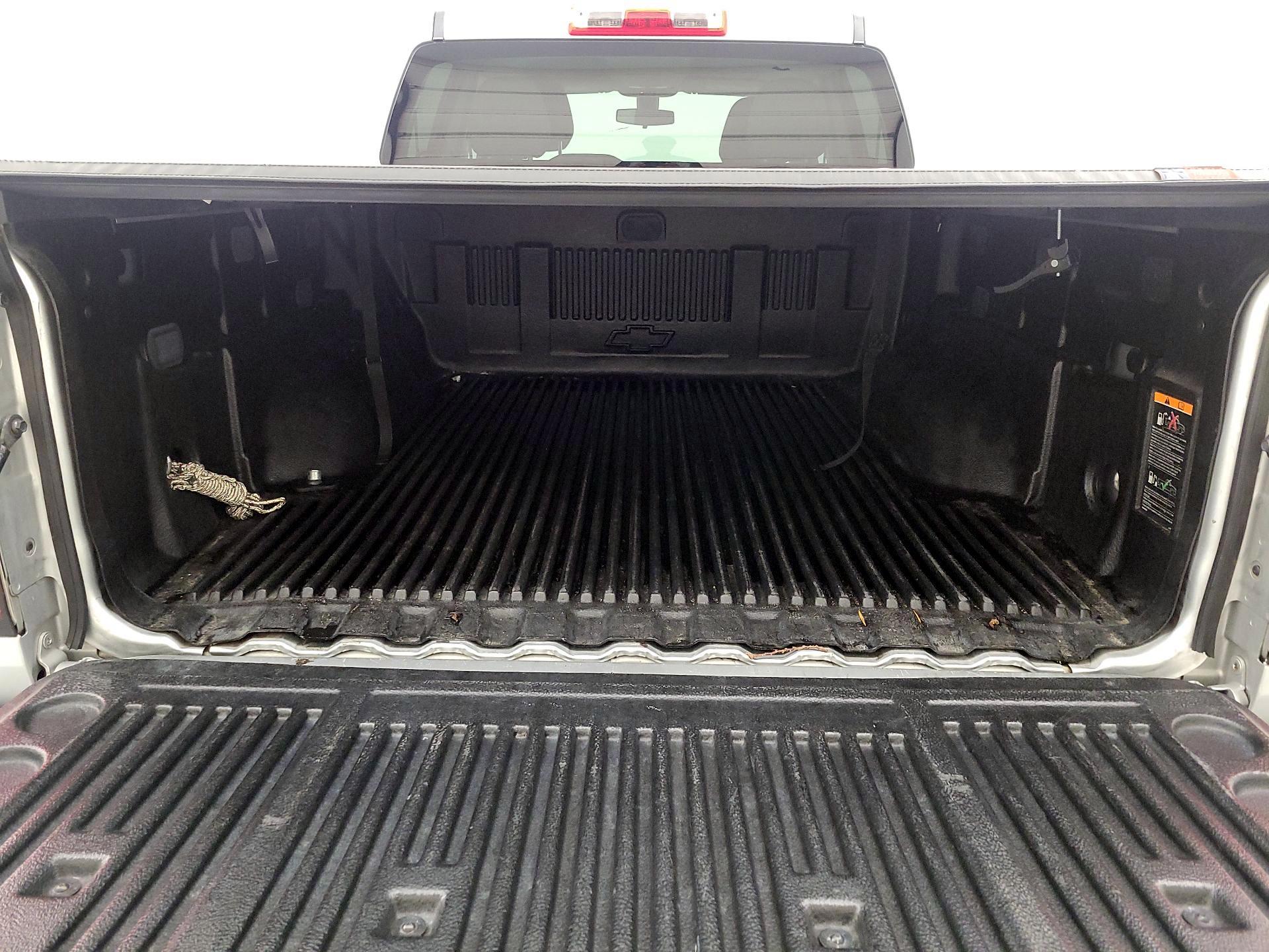 Thumbnail: 2018 Chevrolet Colorado - 20