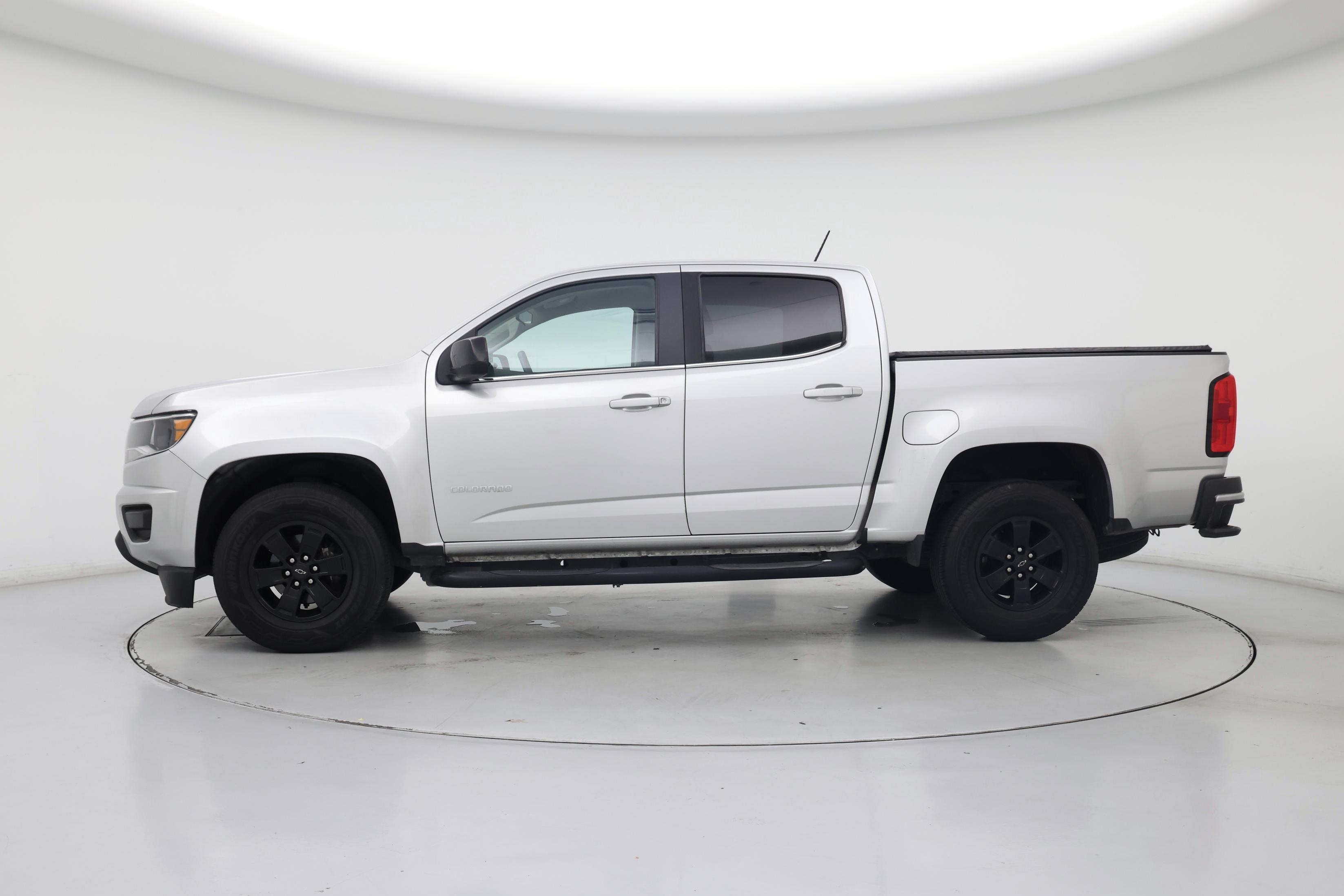 Thumbnail: 2018 Chevrolet Colorado - 3