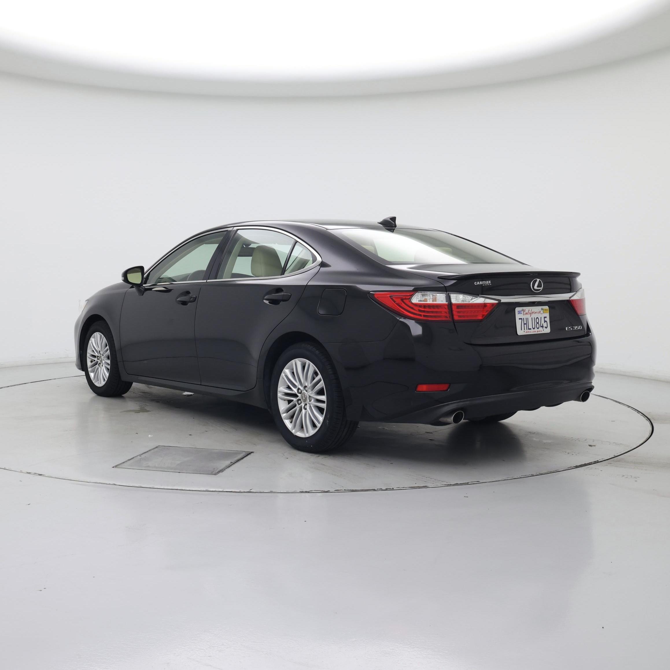 Thumbnail: 2015 Lexus ES - 2