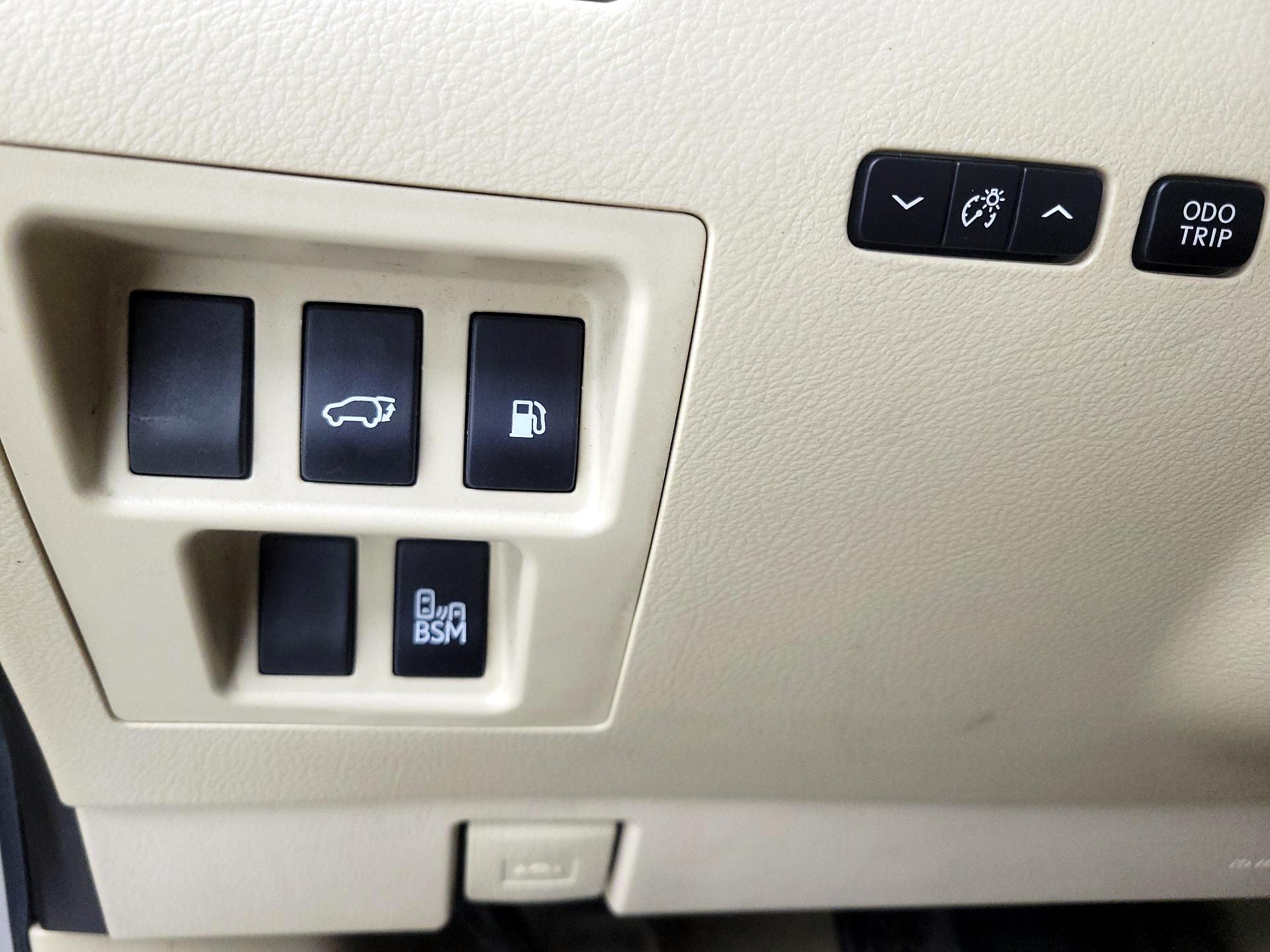 Thumbnail: 2014 Lexus RX - 13