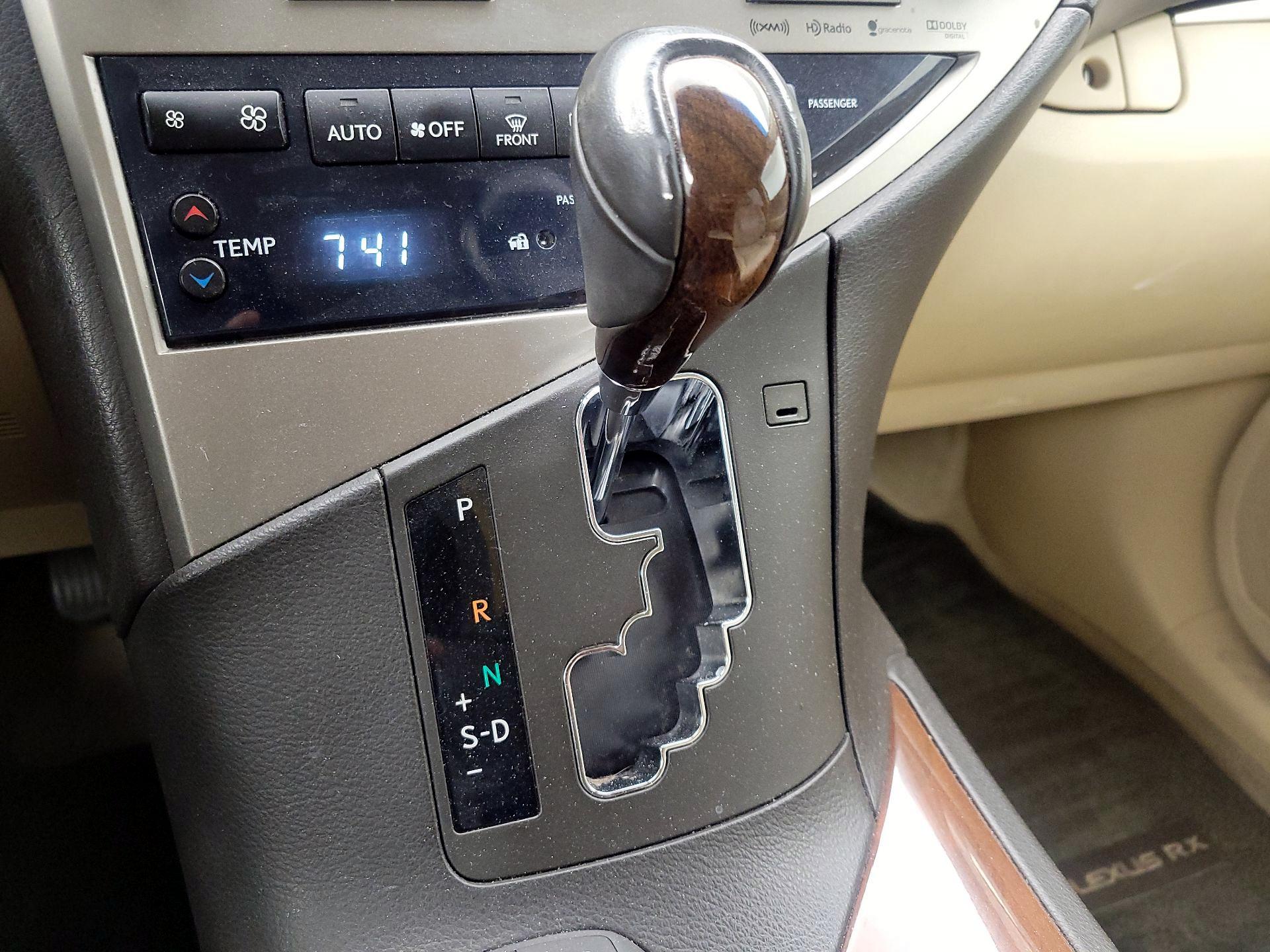 Thumbnail: 2014 Lexus RX - 18