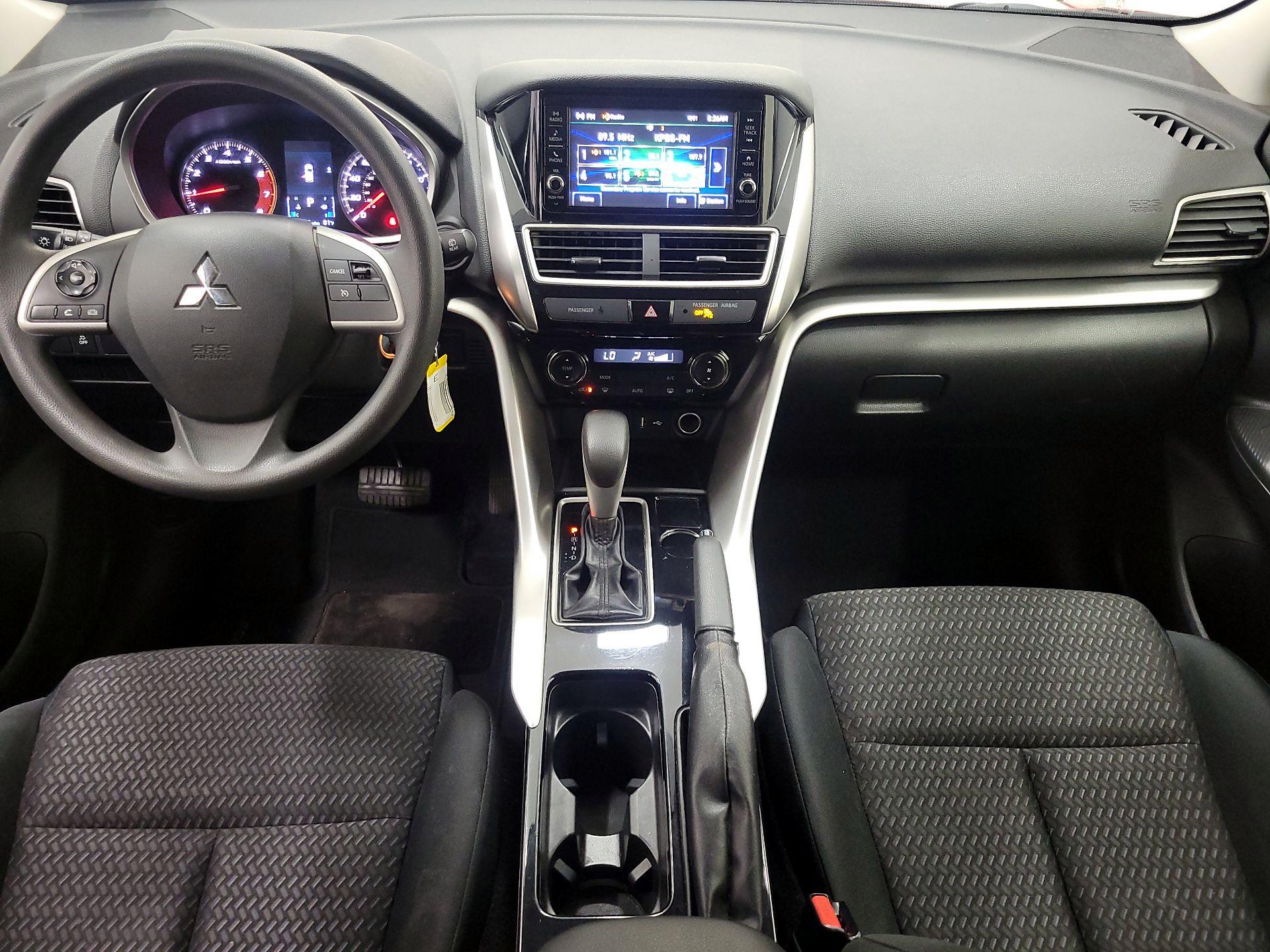 Thumbnail: 2018 Mitsubishi Eclipse Cross - 9