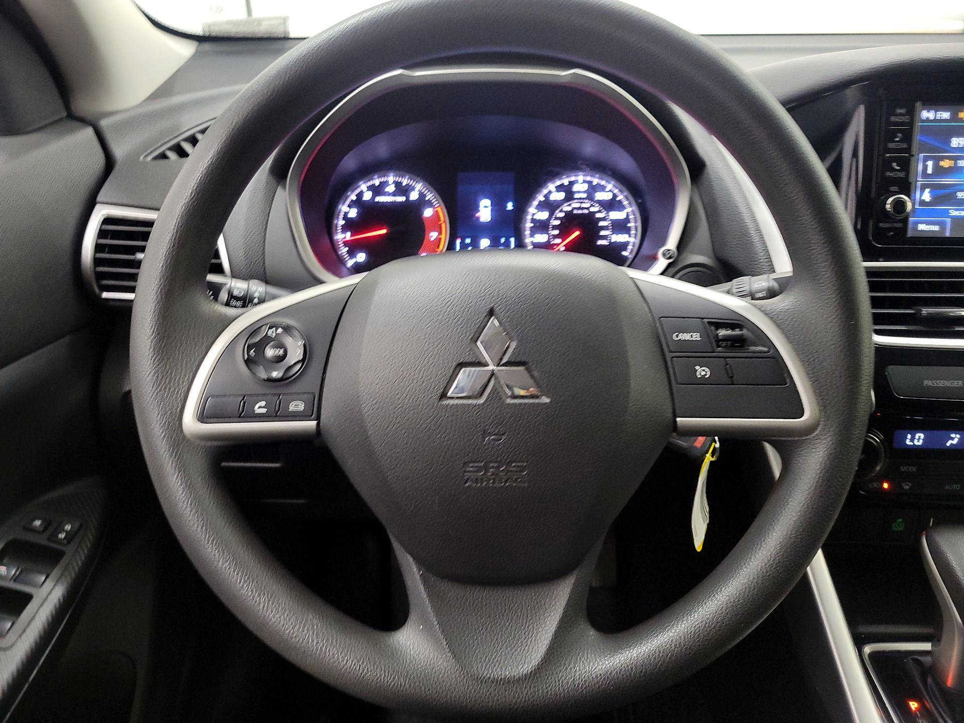 Thumbnail: 2018 Mitsubishi Eclipse Cross - 10