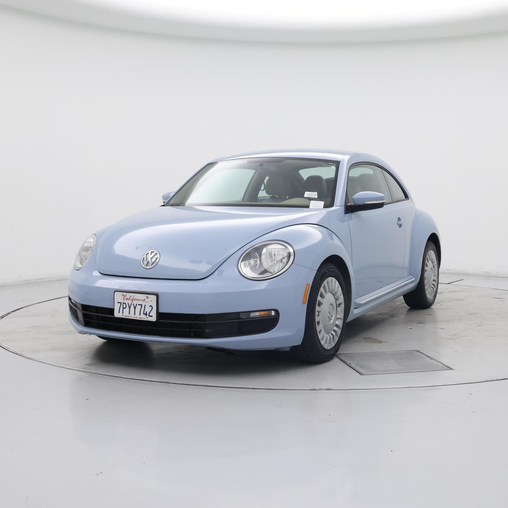 Thumbnail: 2014 Volkswagen Beetle - 4