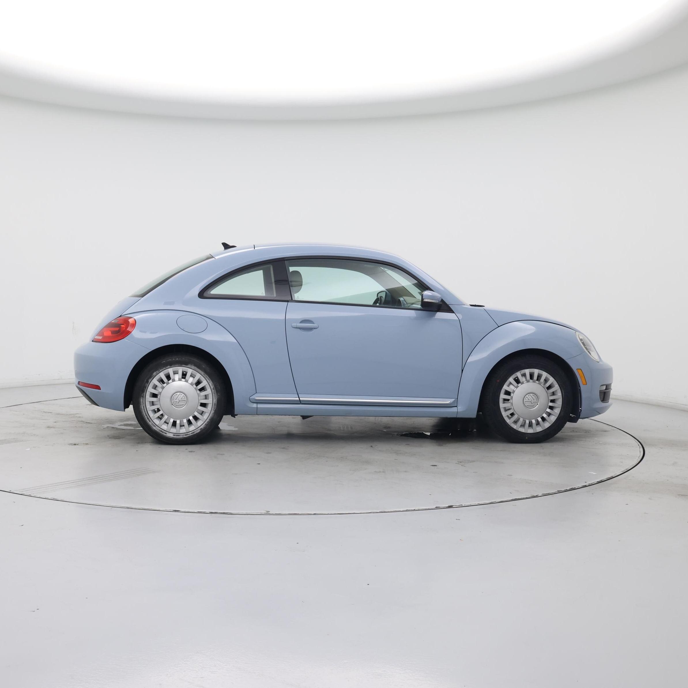 Thumbnail: 2014 Volkswagen Beetle - 7