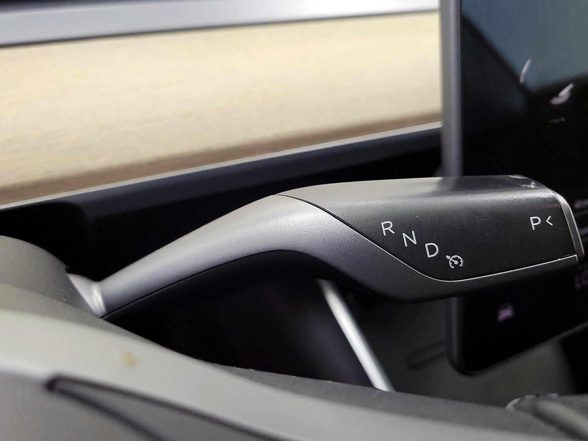 Thumbnail: 2019 Tesla Model 3 - 17