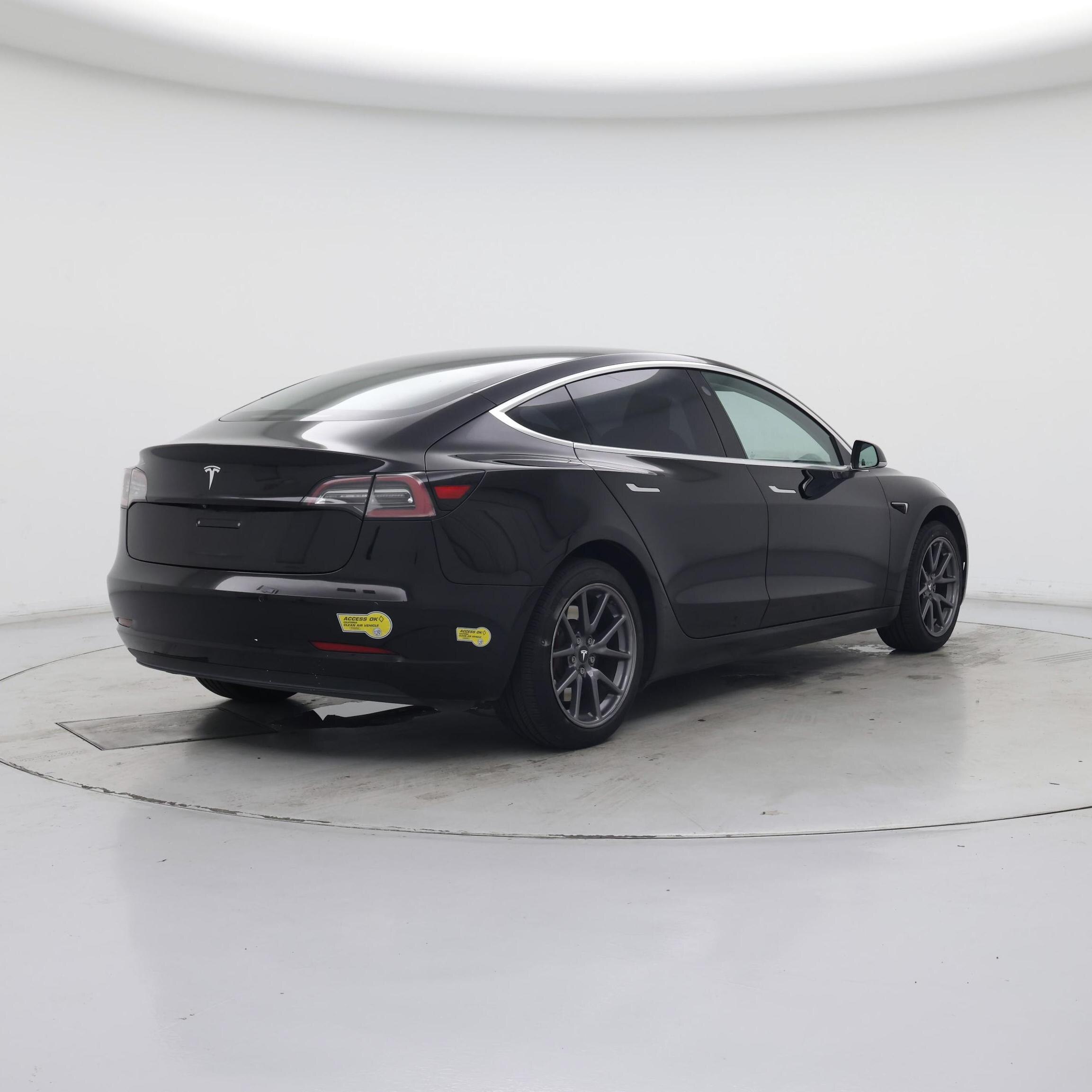 Thumbnail: 2019 Tesla Model 3 - 8
