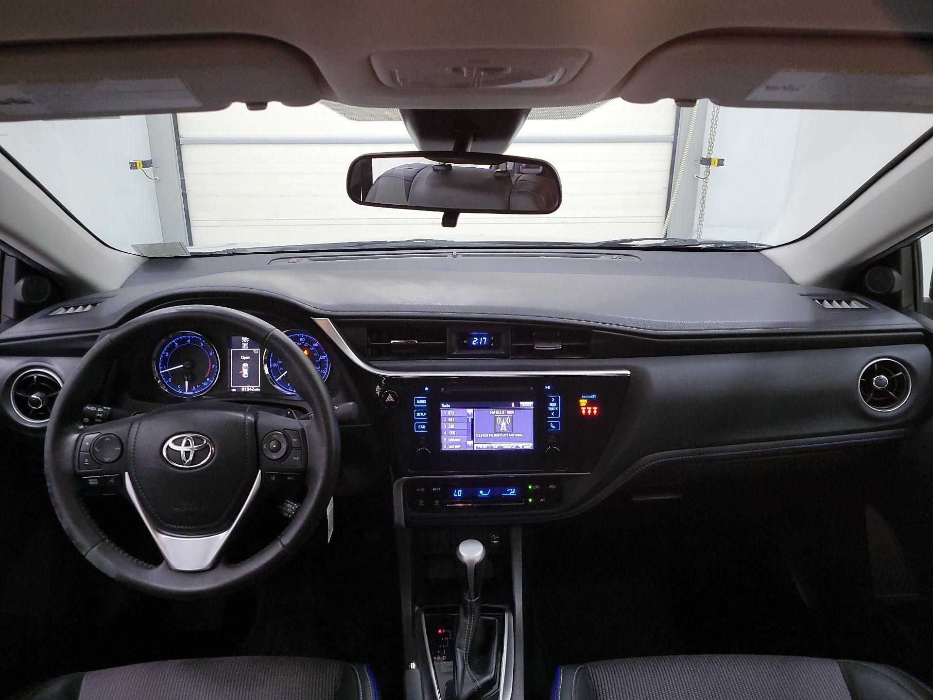 Thumbnail: 2018 Toyota Corolla - 9