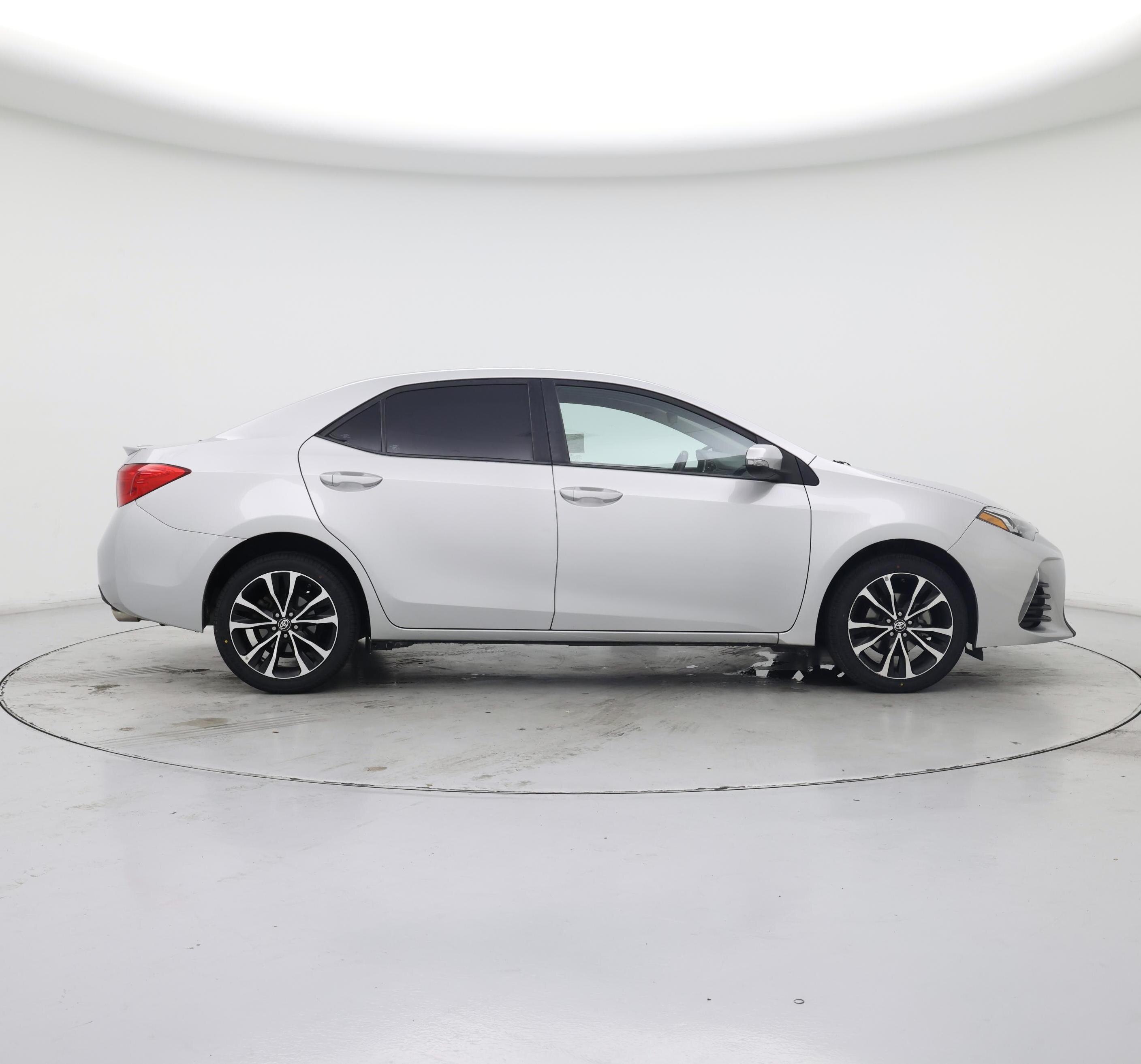 Thumbnail: 2018 Toyota Corolla - 7