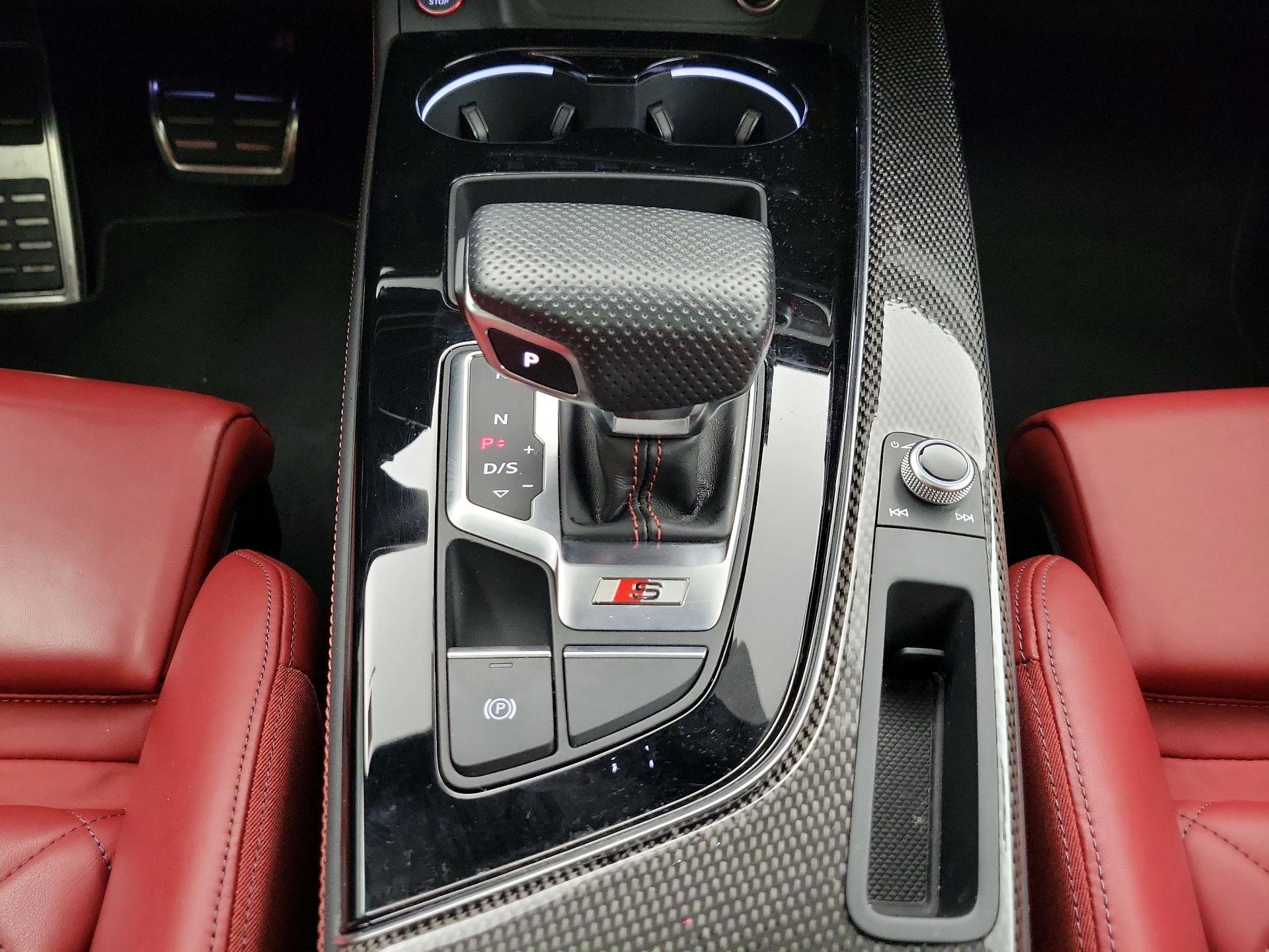 Thumbnail: 2022 Audi S5 - 17