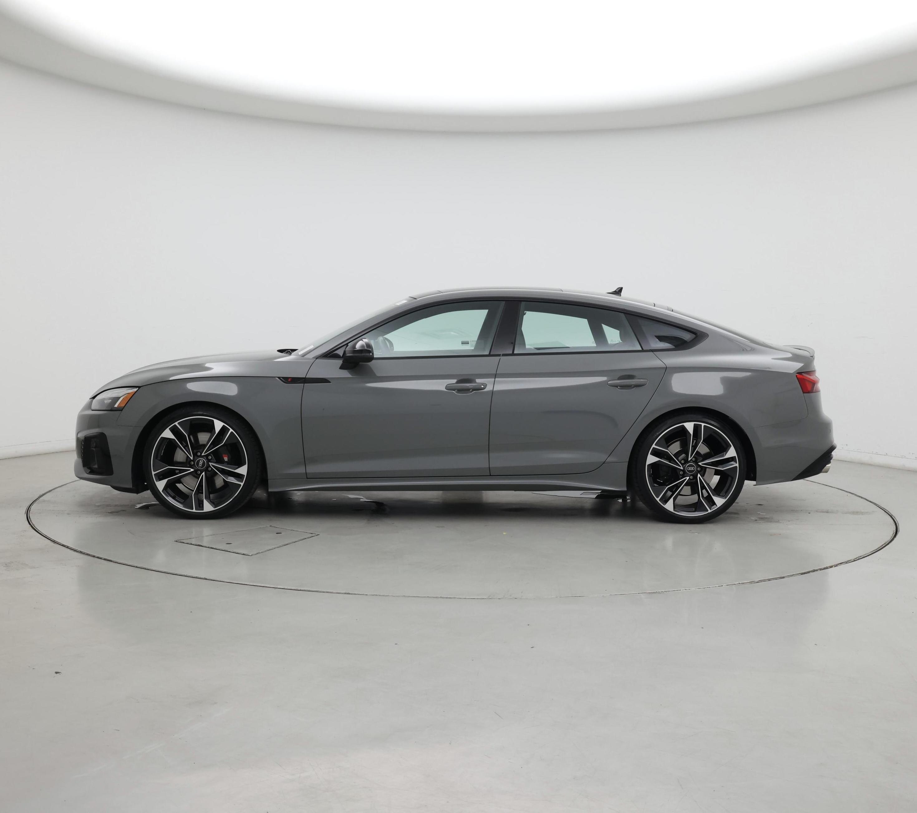 Thumbnail: 2022 Audi S5 - 3