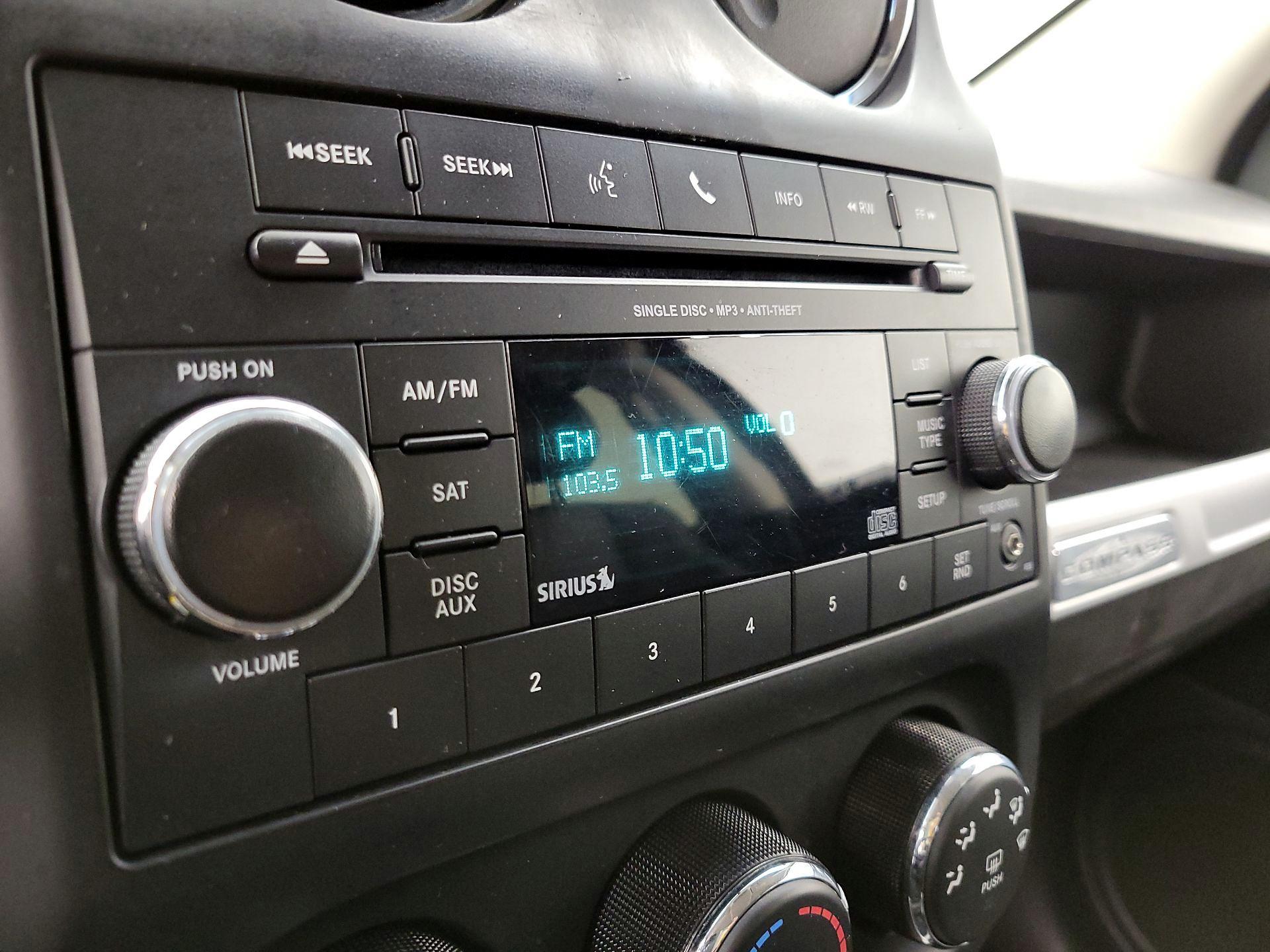 Thumbnail: 2016 Jeep Compass - 13