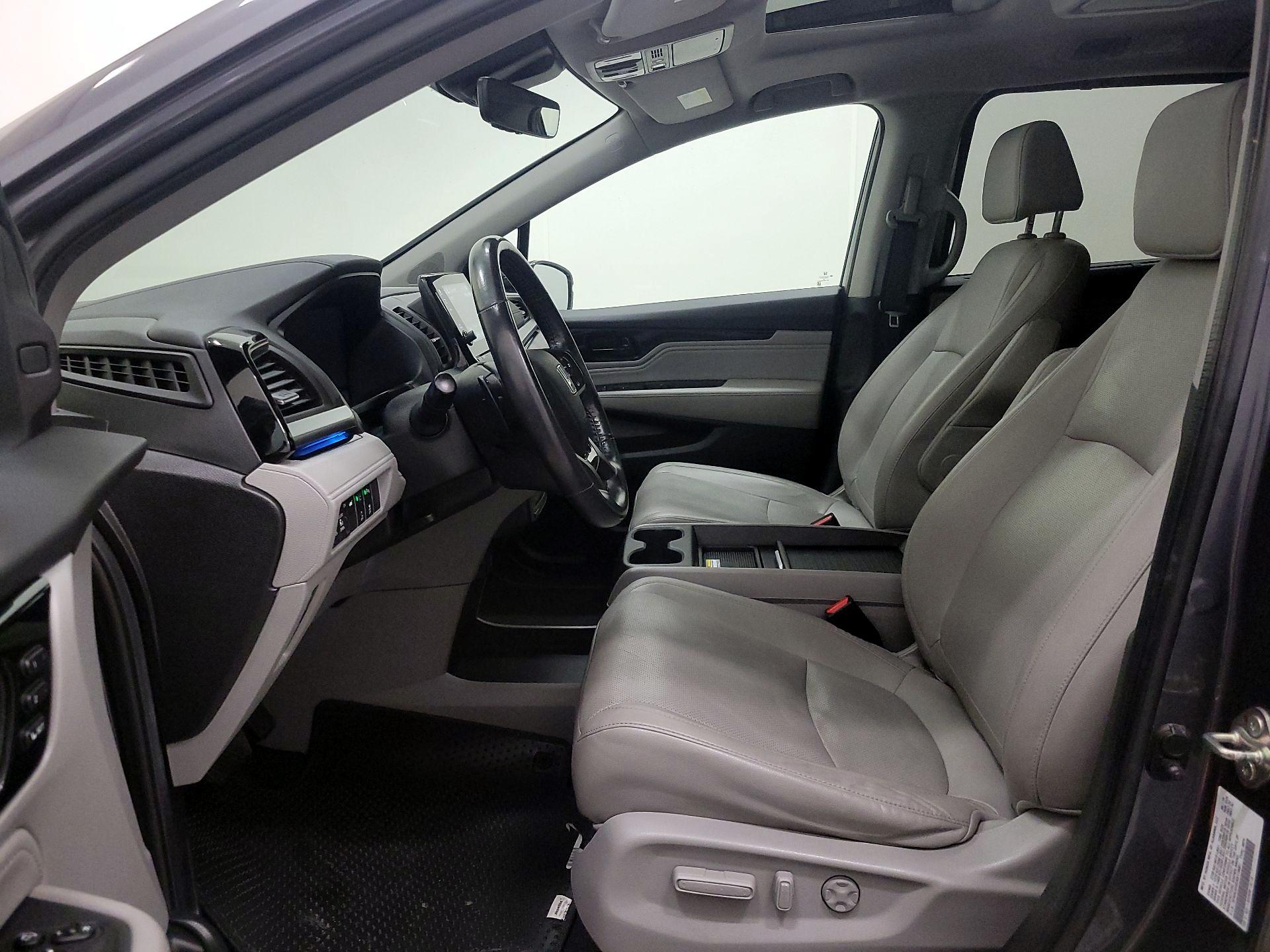 Thumbnail: 2019 Honda Odyssey - 11