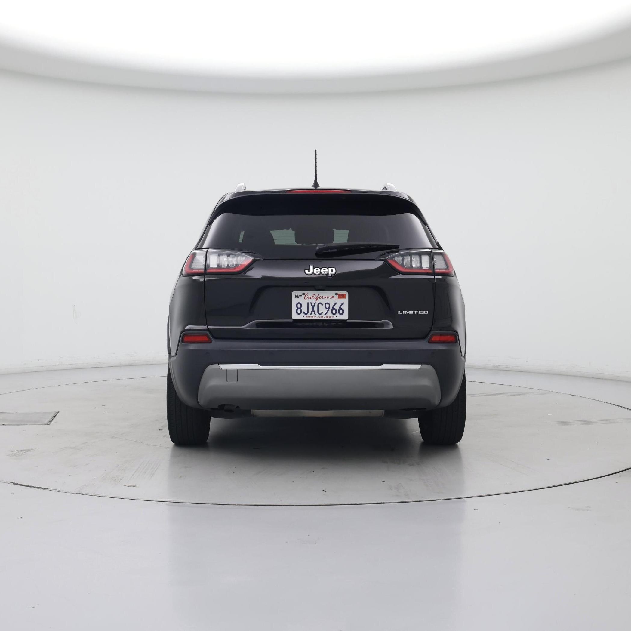Thumbnail: 2019 Jeep Cherokee - 6