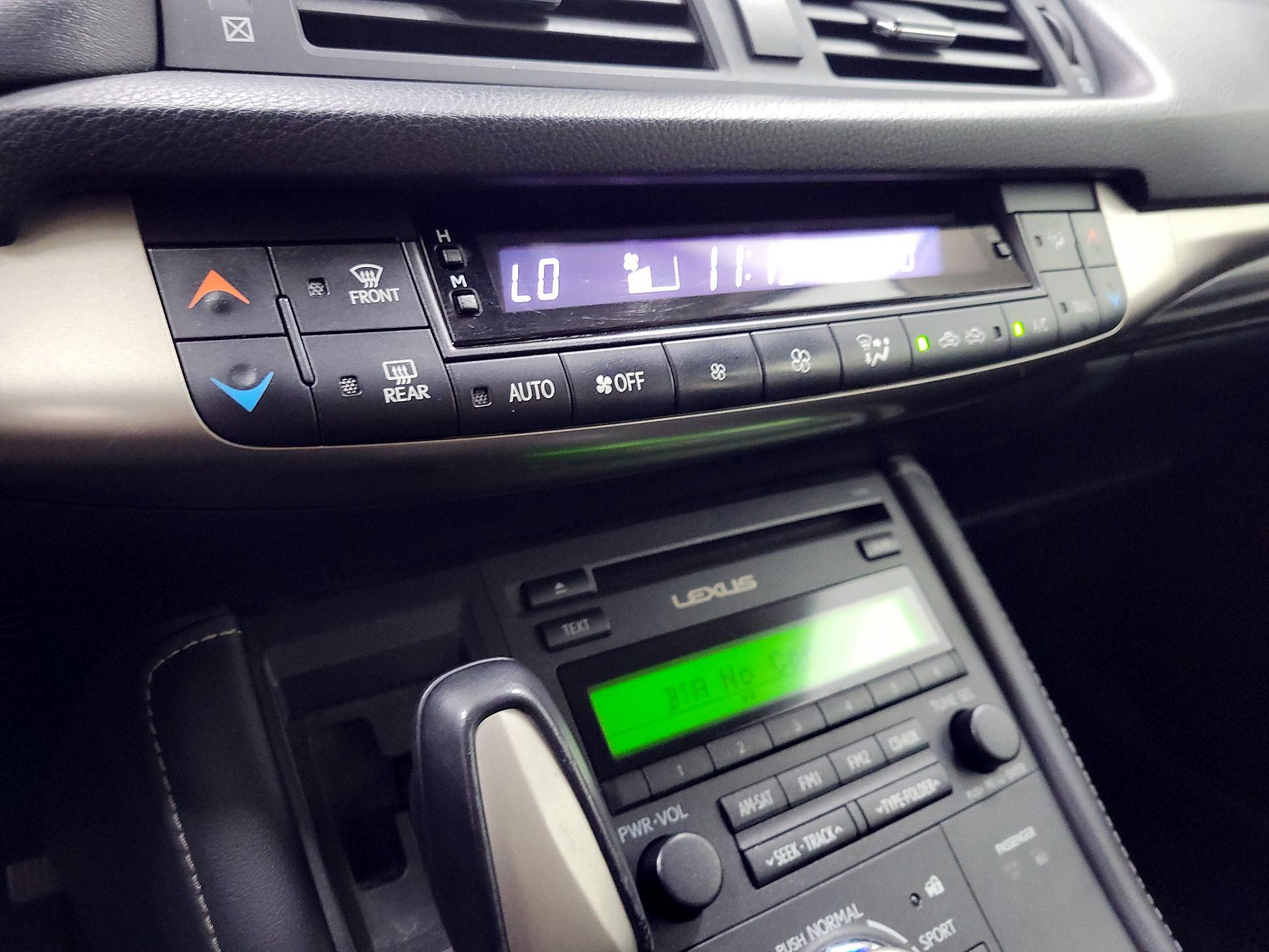 Thumbnail: 2016 Lexus CT - 14