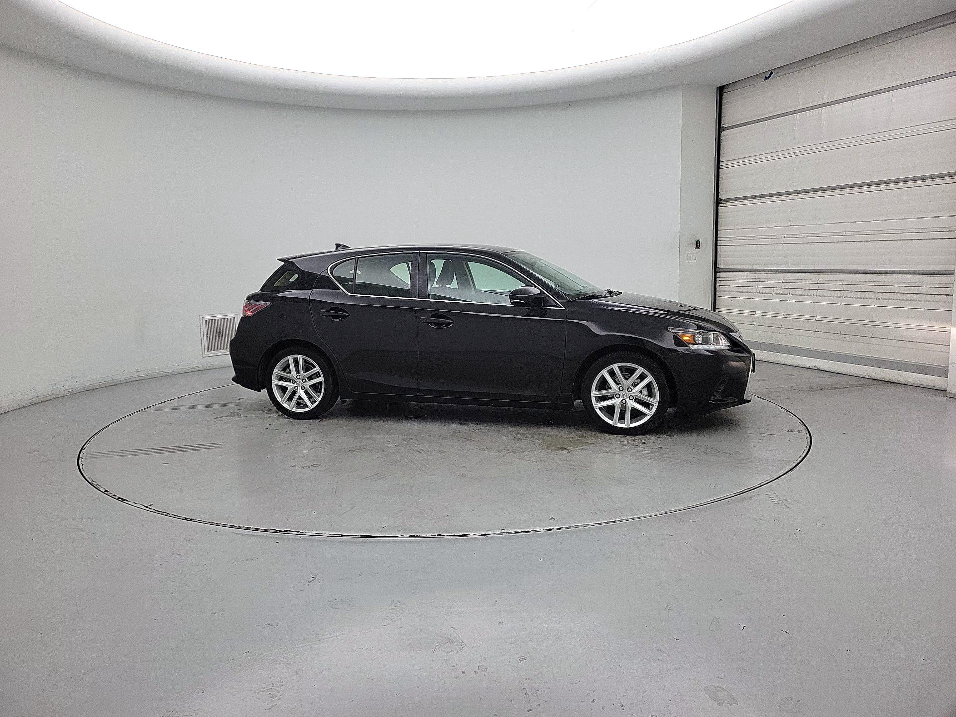 Thumbnail: 2016 Lexus CT - 4