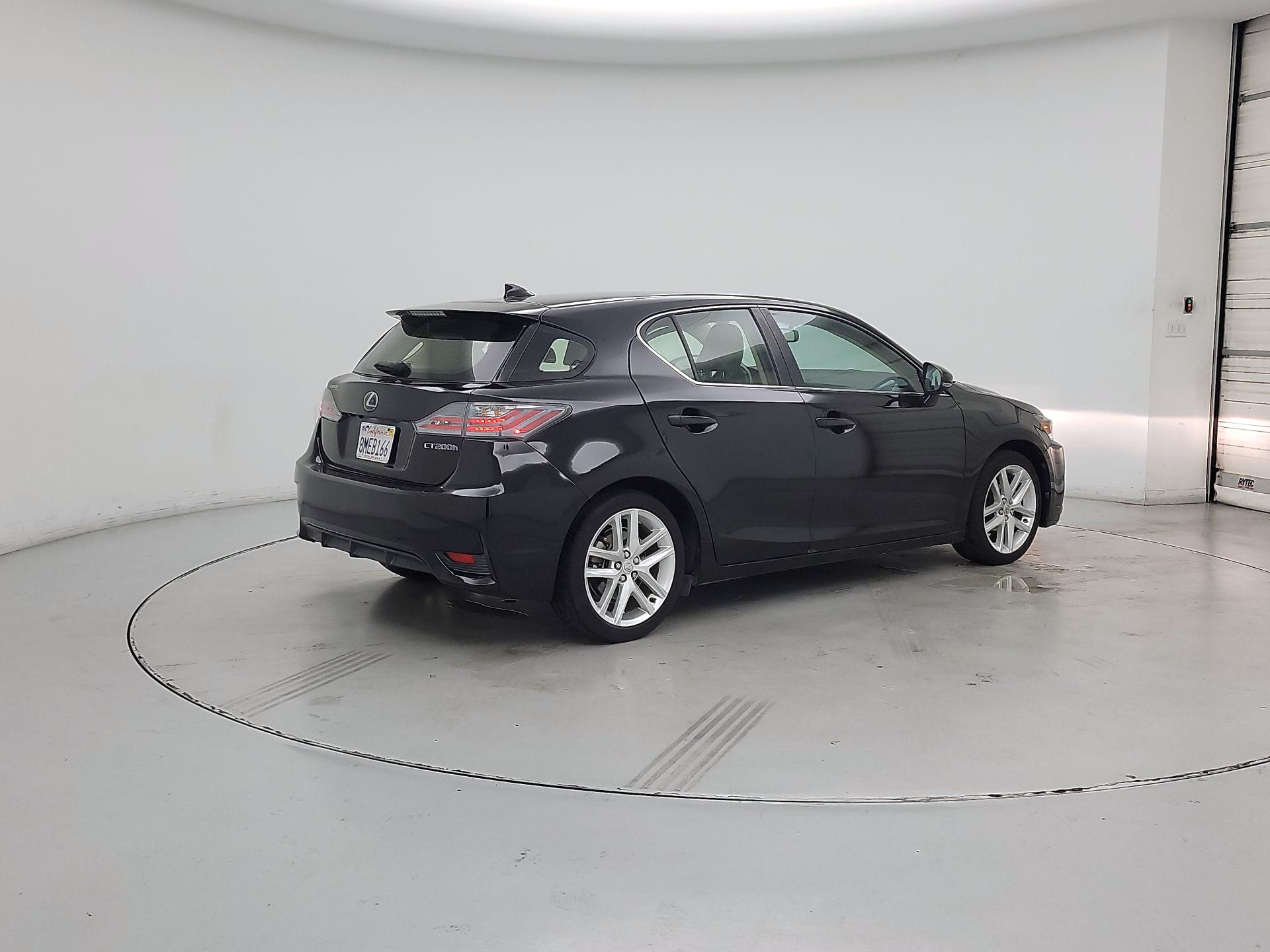 Thumbnail: 2016 Lexus CT - 5