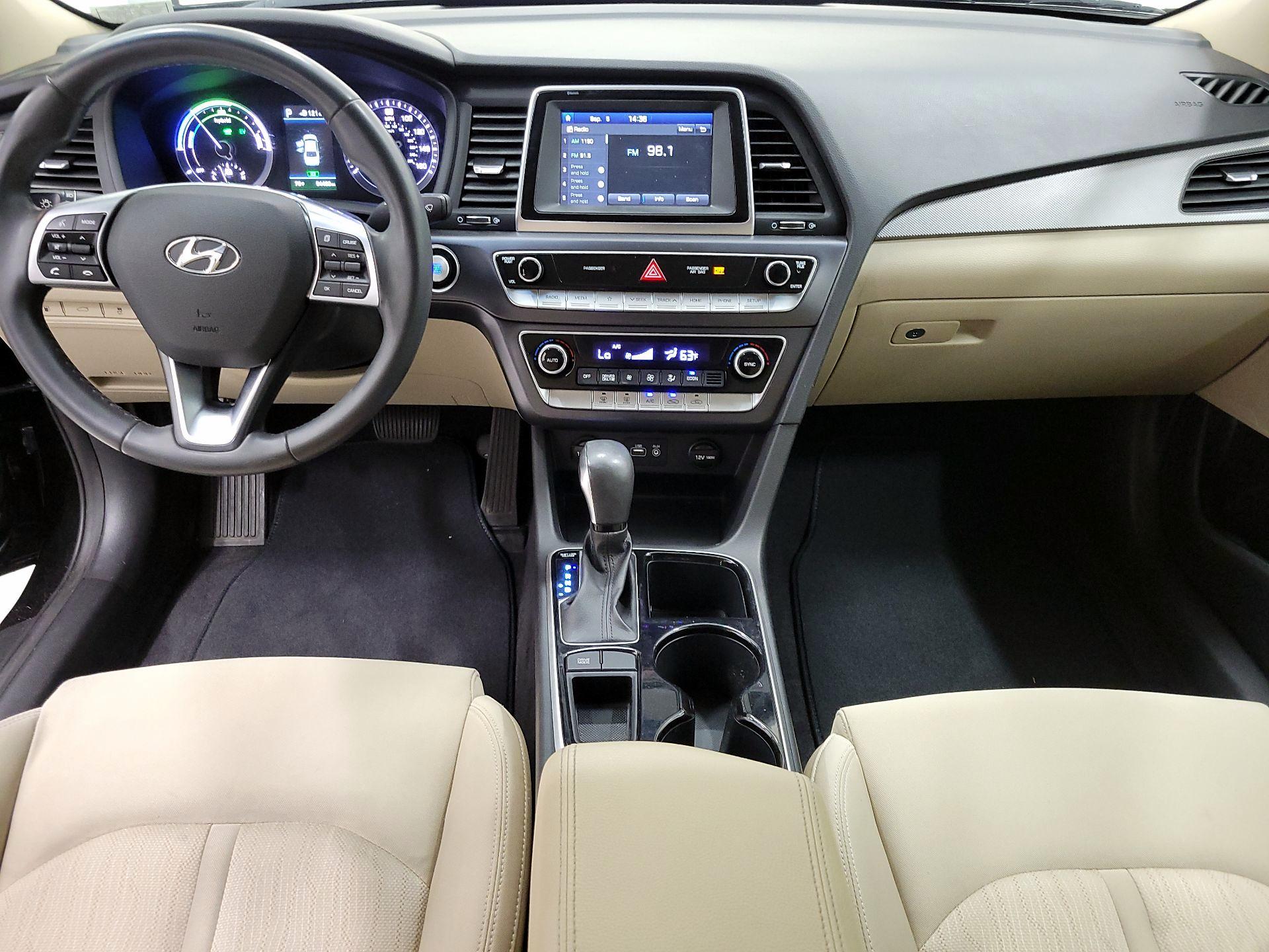 Thumbnail: 2019 Hyundai Sonata - 9