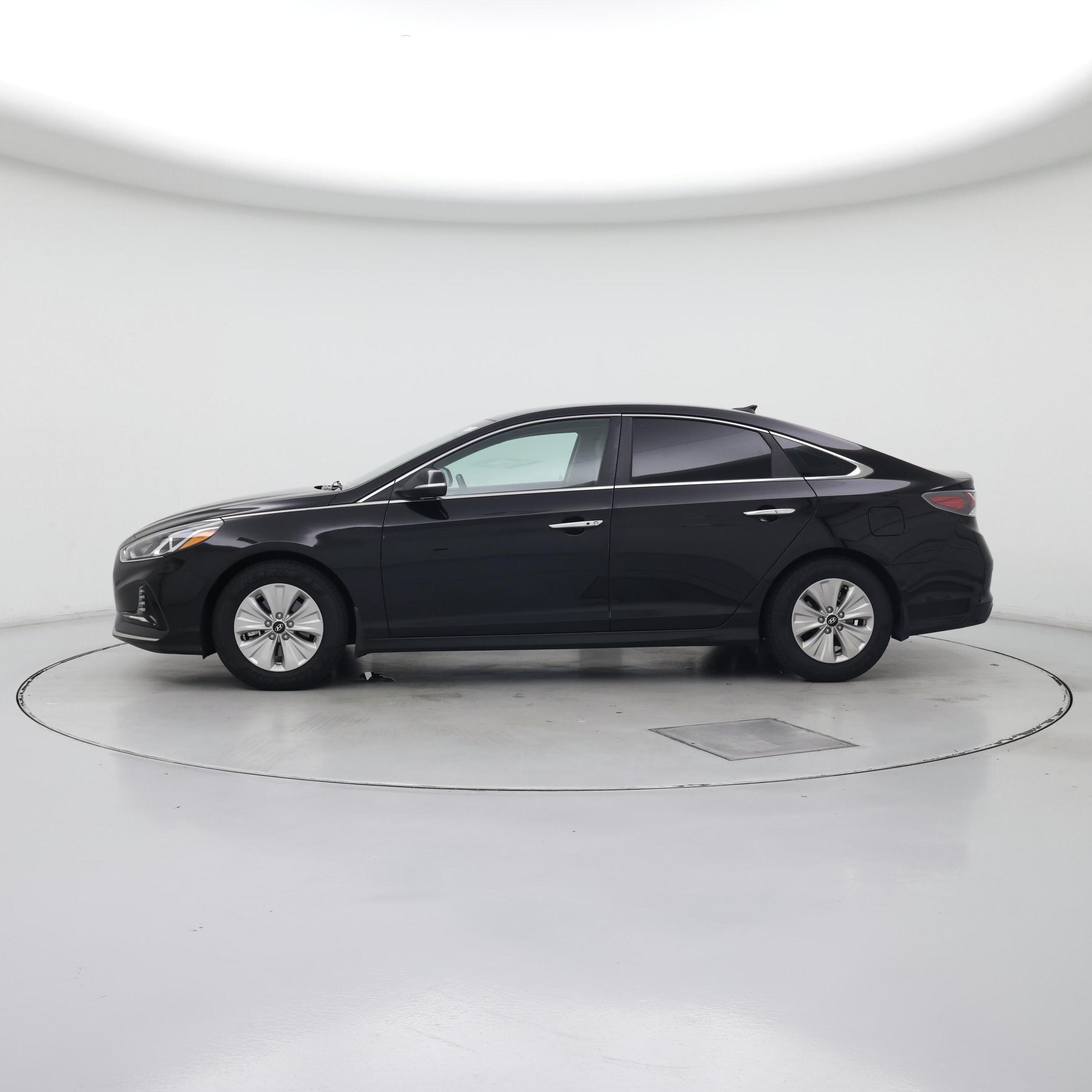Thumbnail: 2019 Hyundai Sonata - 3