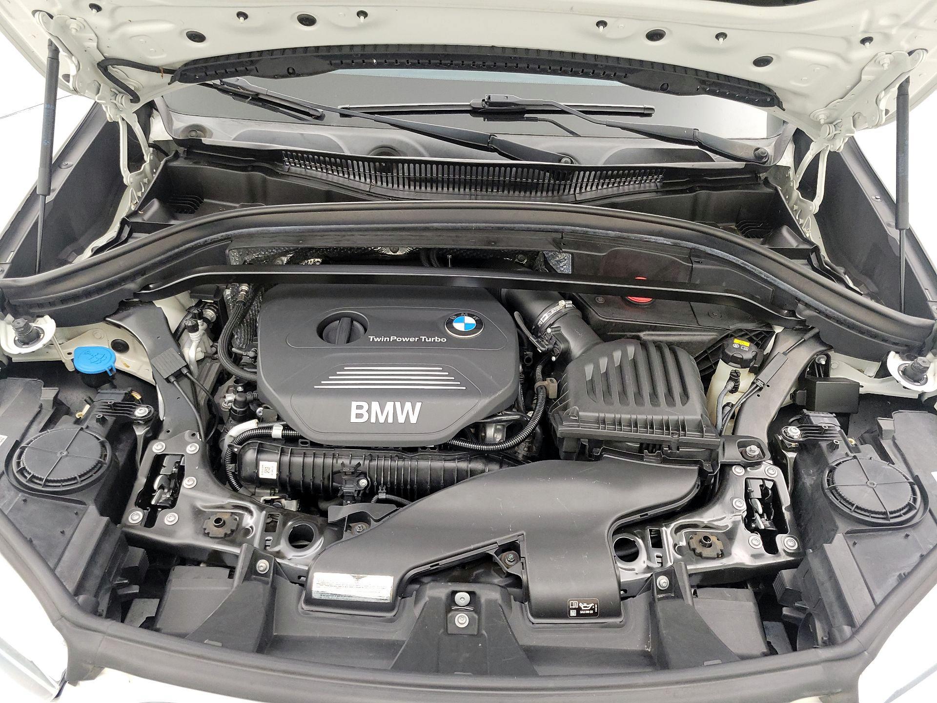 Thumbnail: 2016 BMW X1 - 20