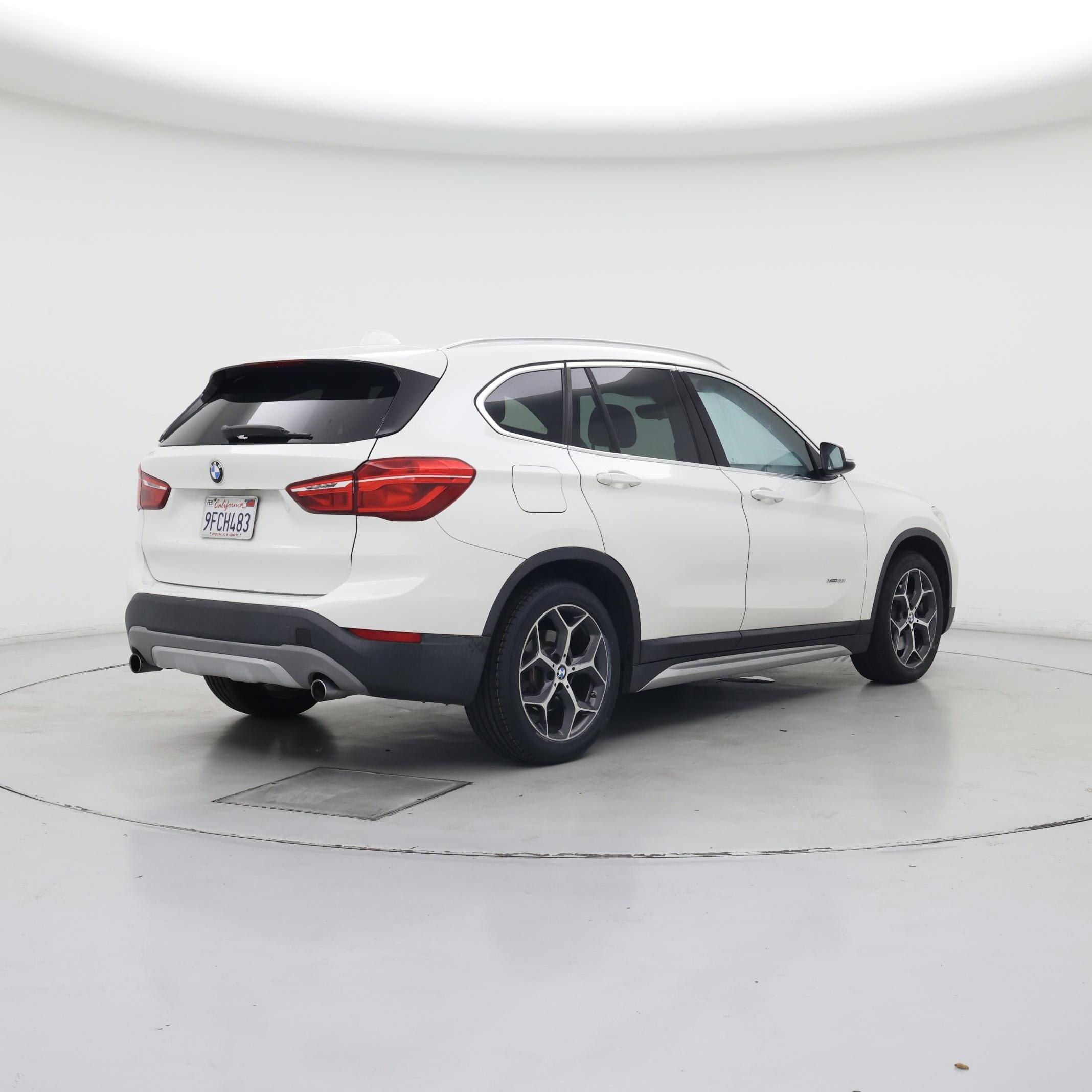 Thumbnail: 2016 BMW X1 - 8