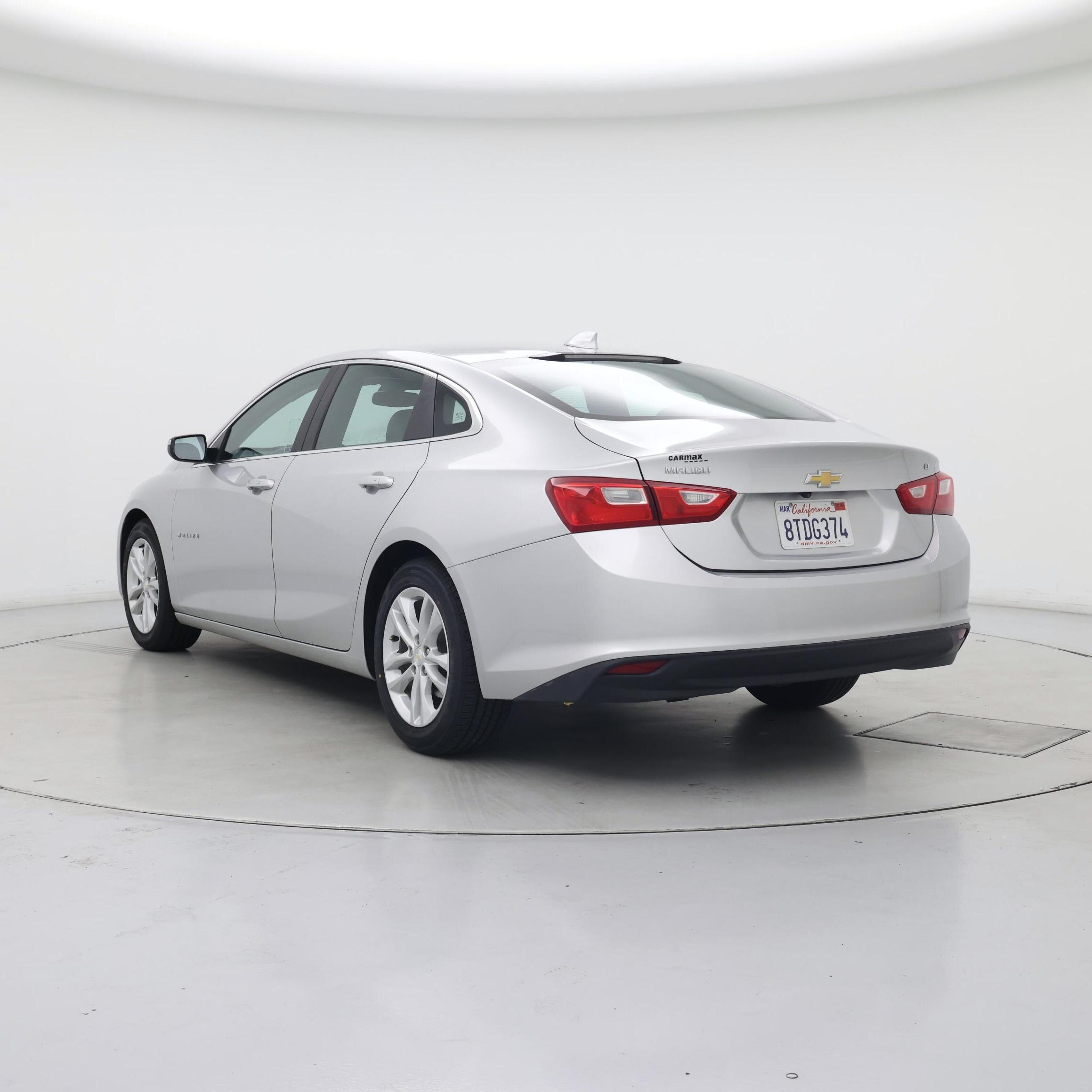 Thumbnail: 2017 Chevrolet Malibu - 2