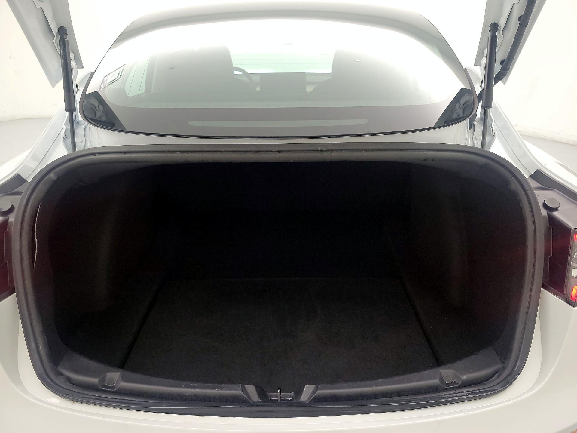 Thumbnail: 2019 Tesla Model 3 - 19
