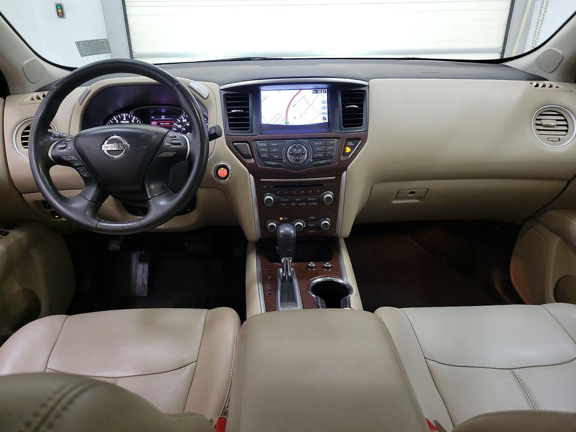Thumbnail: 2017 Nissan Pathfinder - 9