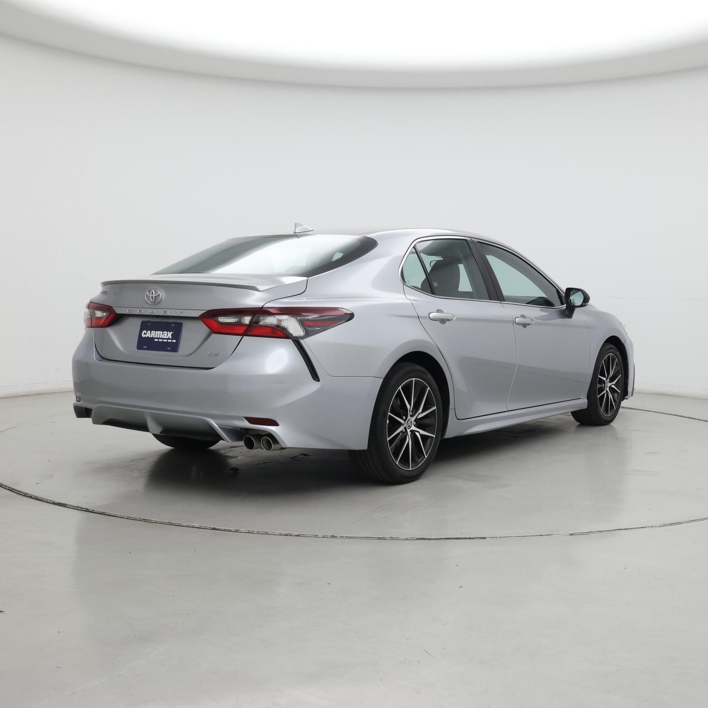 Thumbnail: 2022 Toyota Camry - 8