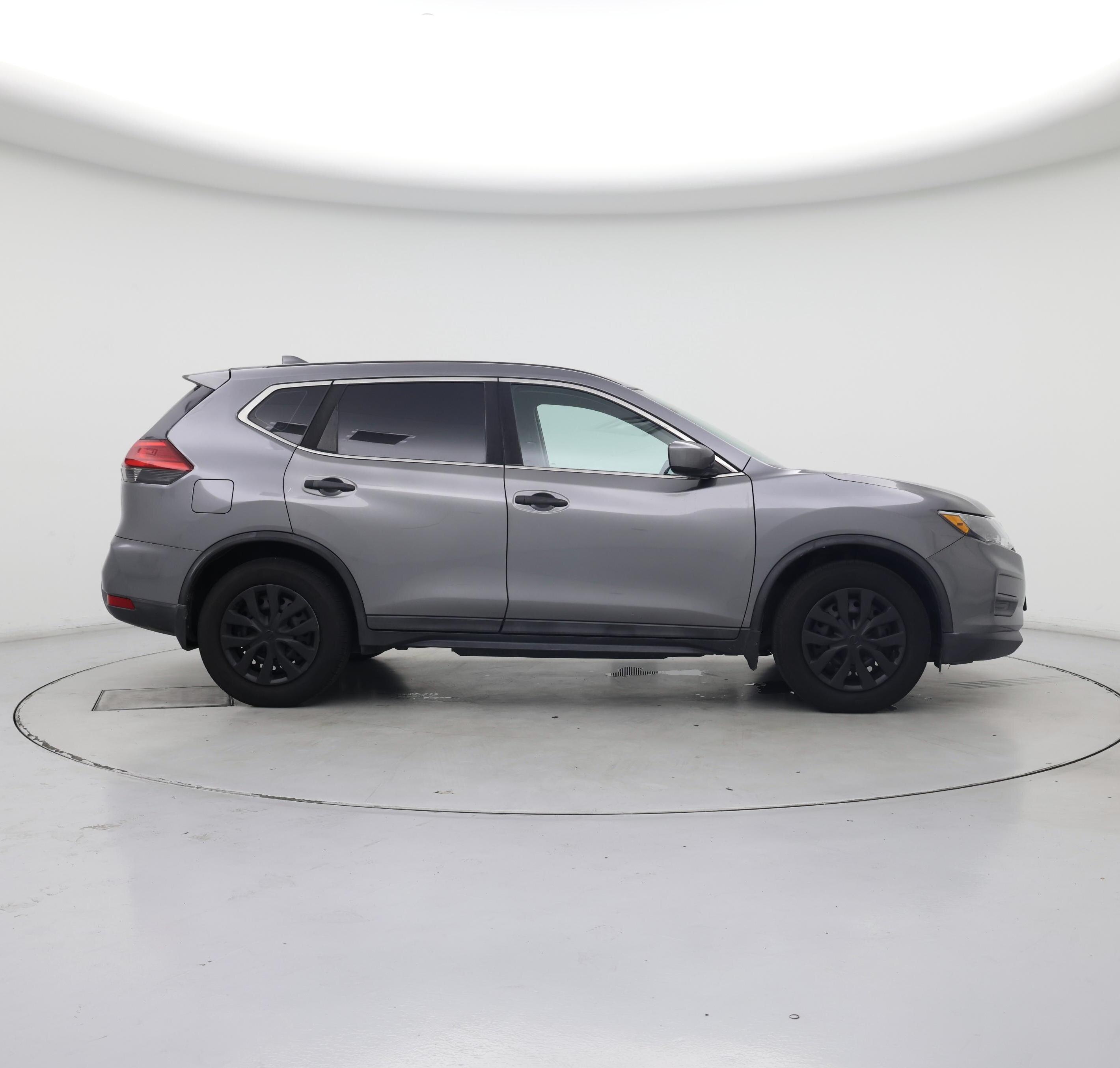 Thumbnail: 2017 Nissan Rogue - 7