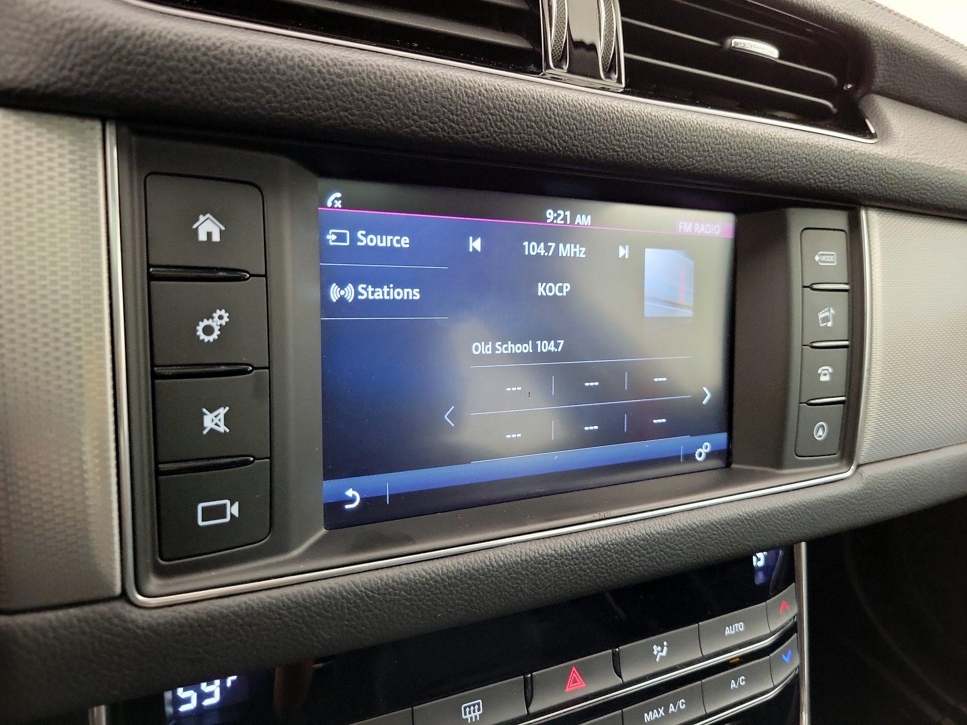 Thumbnail: 2016 Jaguar XF - 15