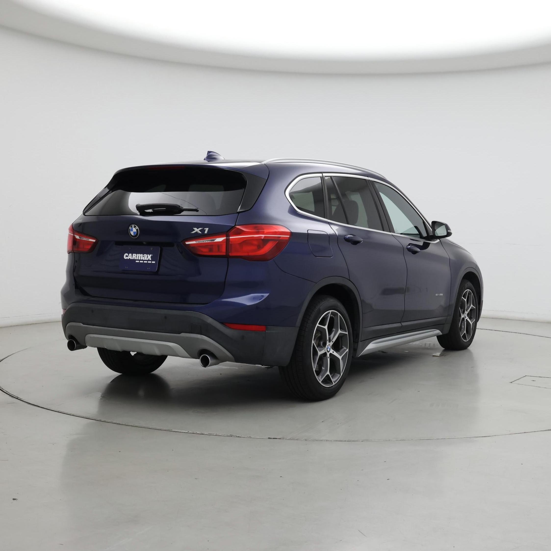 Thumbnail: 2018 BMW X1 - 8