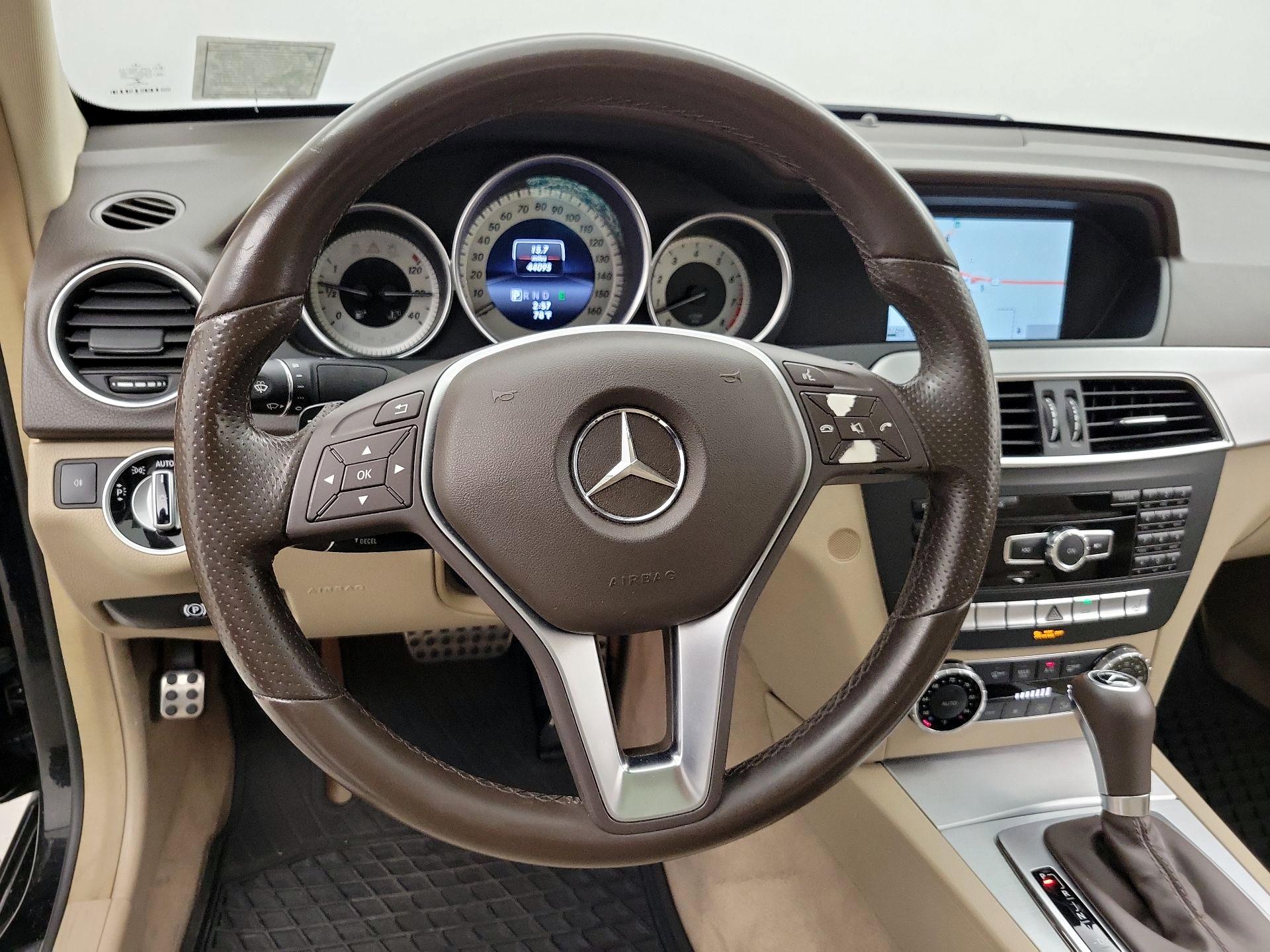Thumbnail: 2015 Mercedes-Benz C-Class - 10