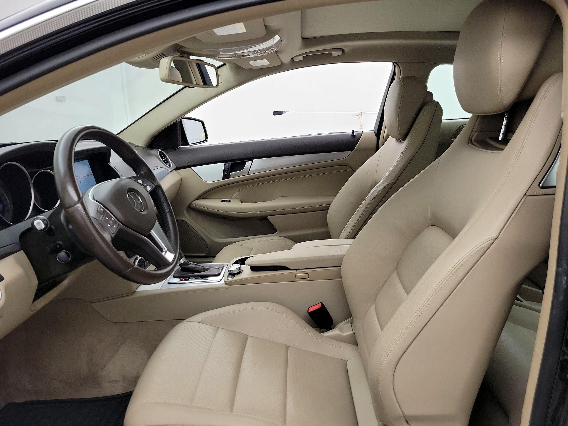 Thumbnail: 2015 Mercedes-Benz C-Class - 11