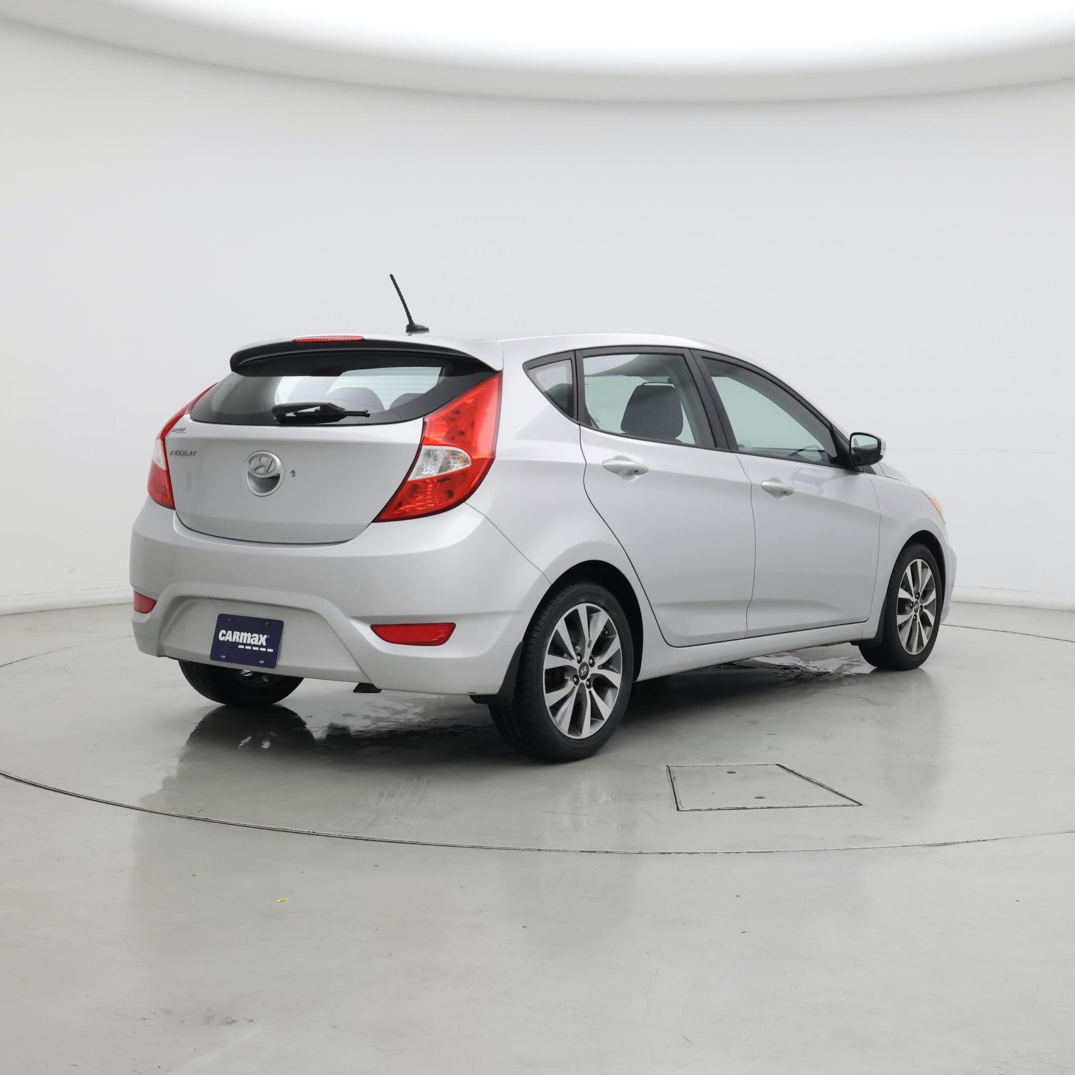 Thumbnail: 2017 Hyundai Accent - 8