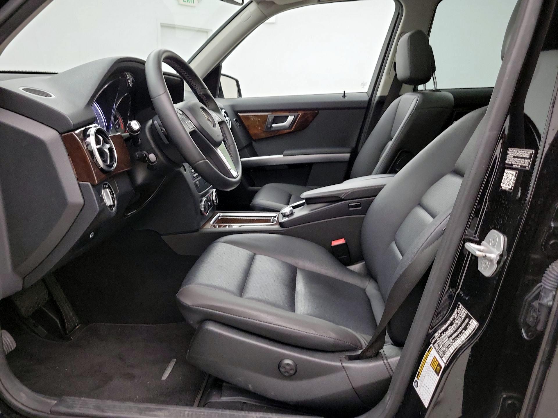 Thumbnail: 2015 Mercedes-Benz GLK - 11